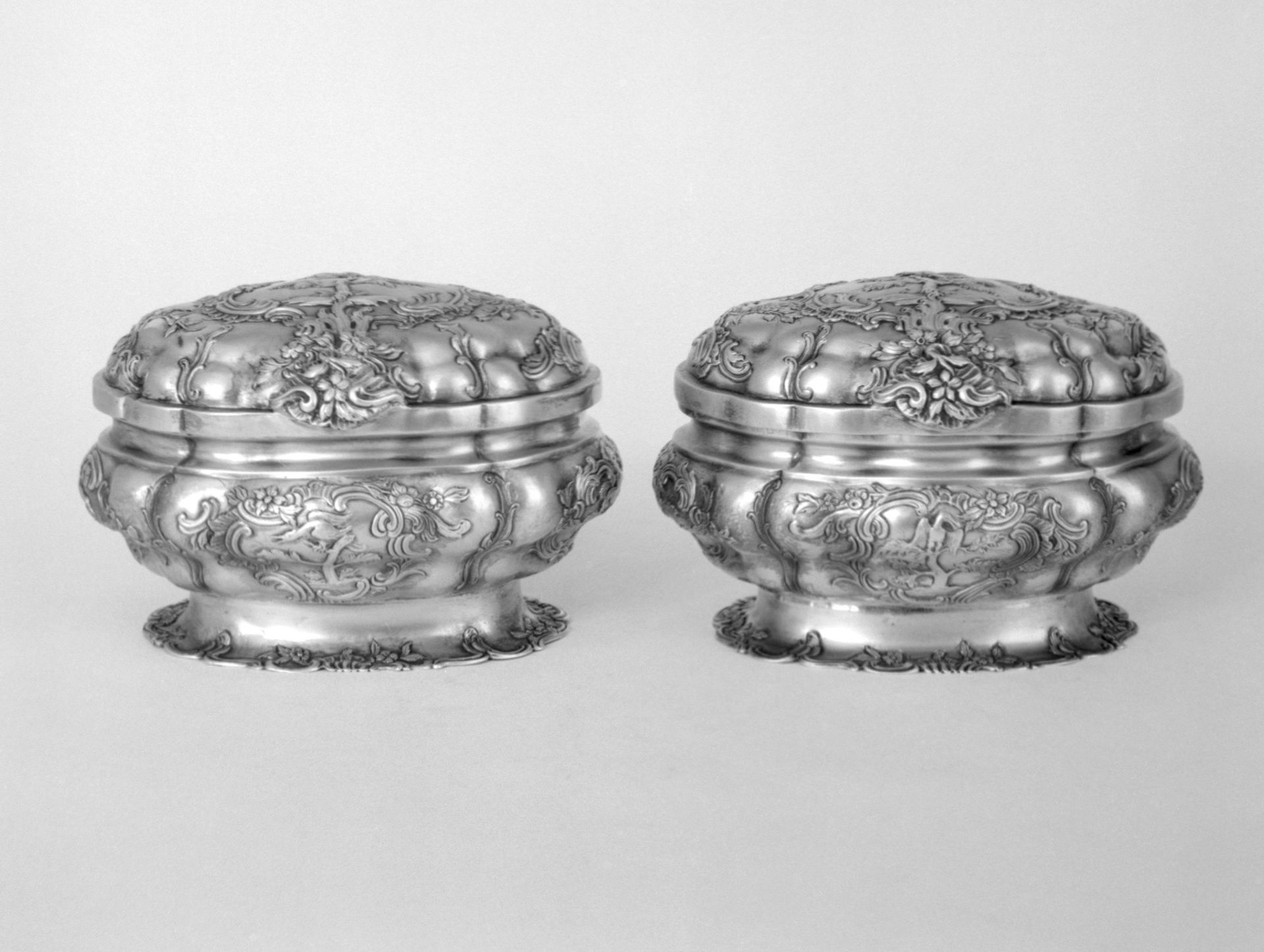 Oval box (one of a pair) by Johann Martin Satzger I
