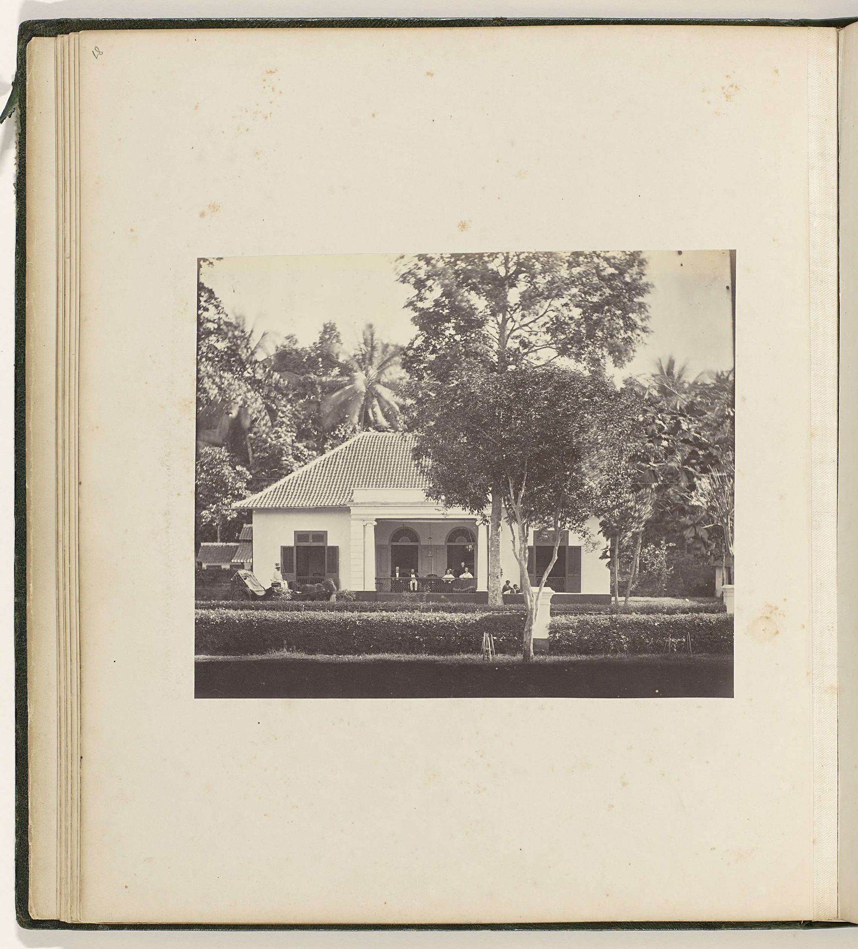 Woonhuis in Batavia by Woodbury & Page