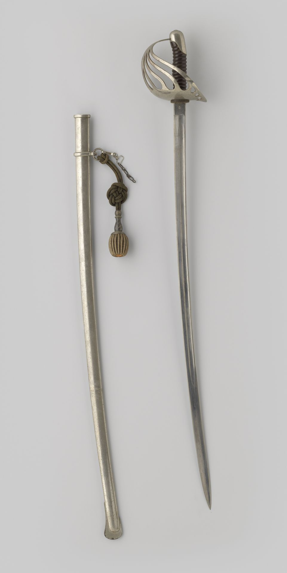 Cavaleriesabel reserve-officier D. Schipper by Anonymous