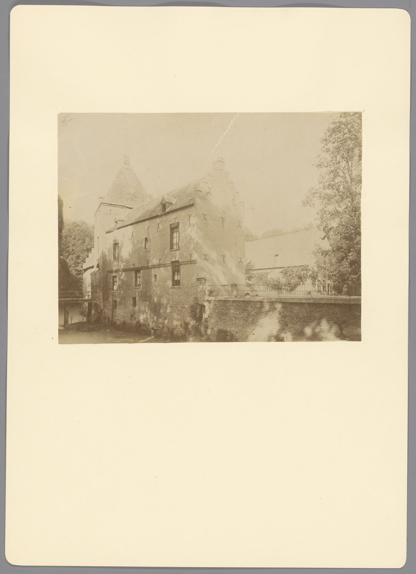Gezicht op Kasteel Doorwerth by anoniem (Monumentenzorg)