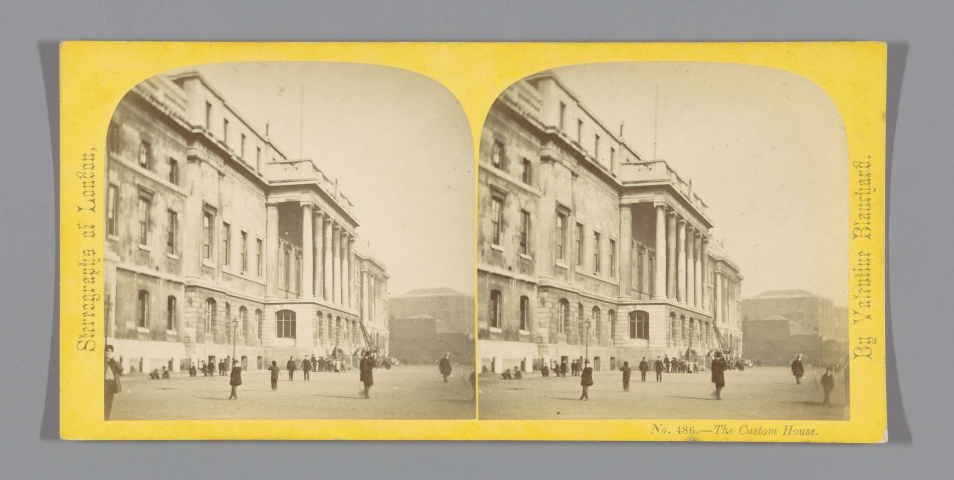 Voorgevel van het Custom House te Londen by Valentine Blanchard