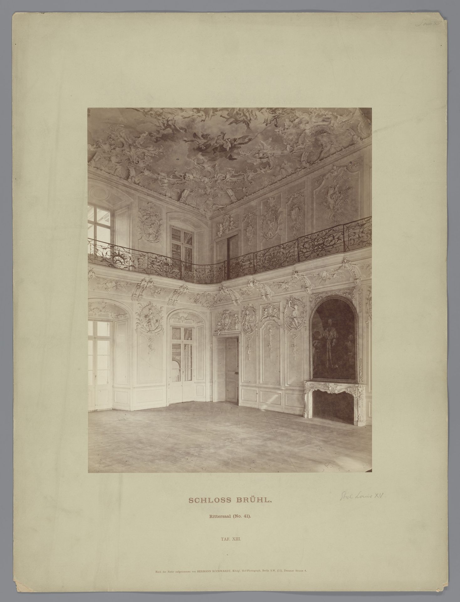 Interieur van de ridderzaal van het Schloss Brühl by Hermann Rückwardt