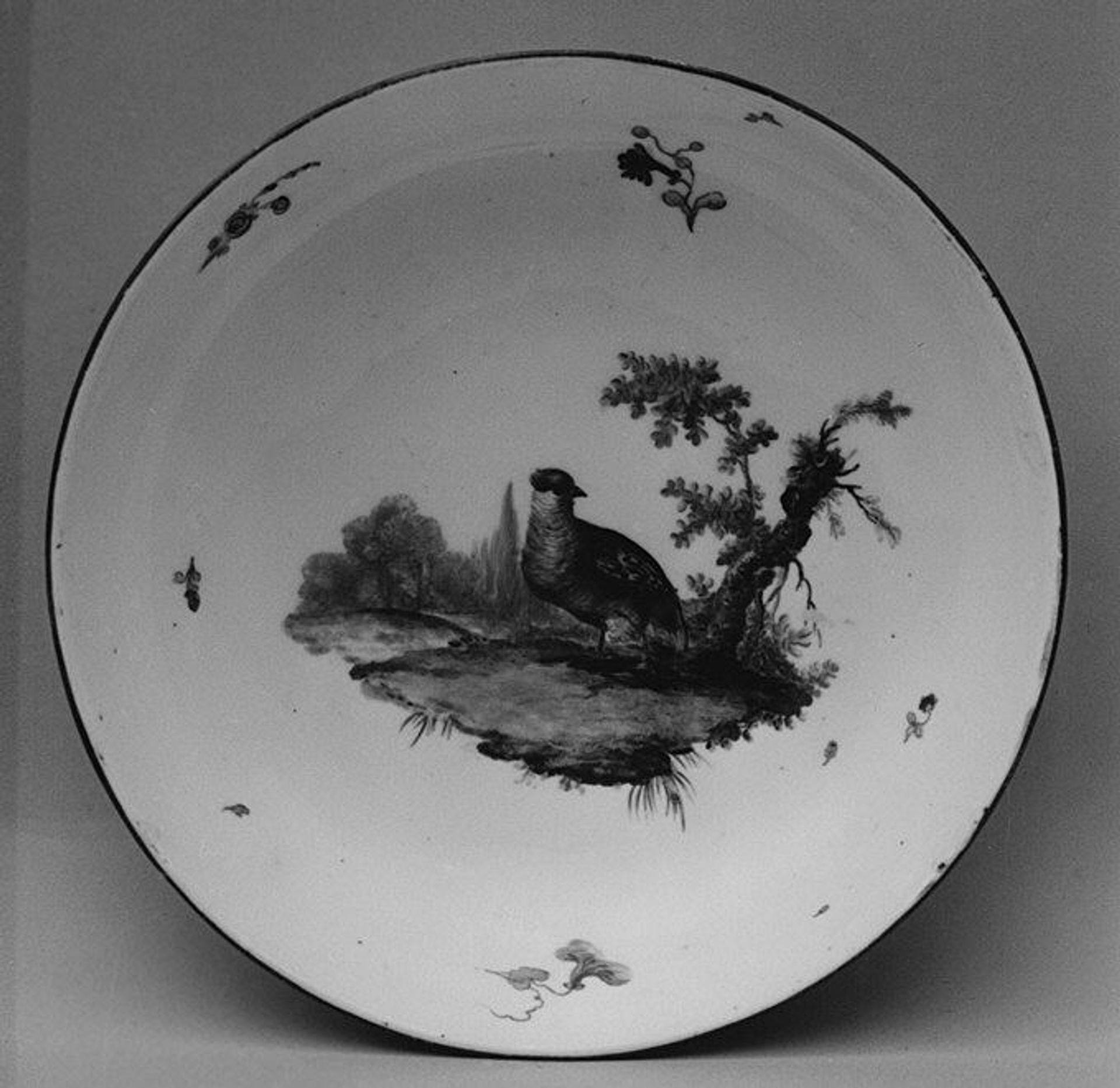 Saucer (part of a service) by Frankenthal Porcelain Manufactory