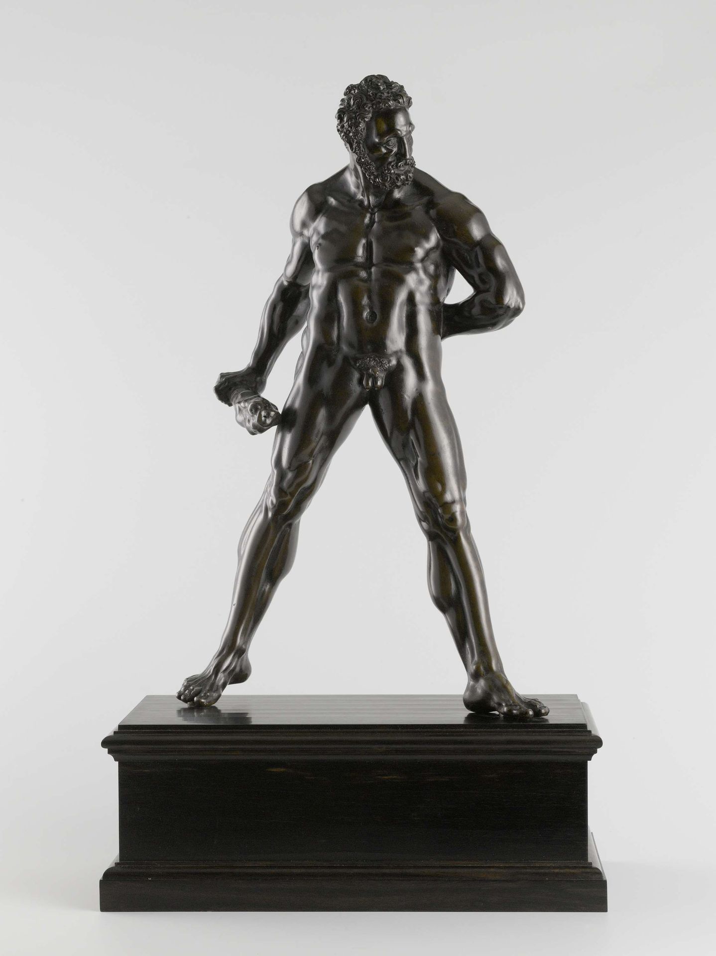 Hercules Pomarius met 3 bijbehorende sokkels by Willem Danielsz van Tetrode