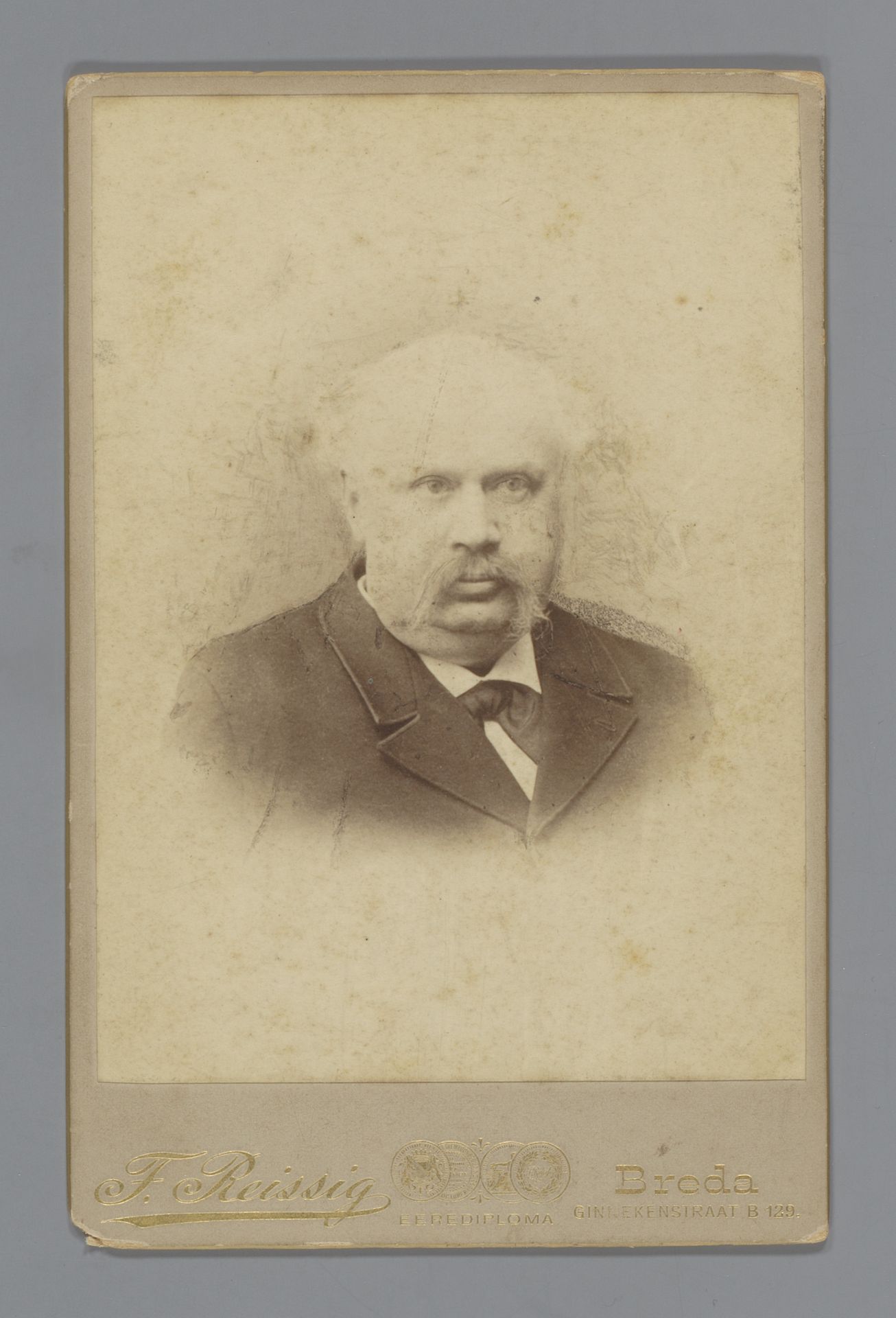 Portret van een onbekende man by Franz Reissig