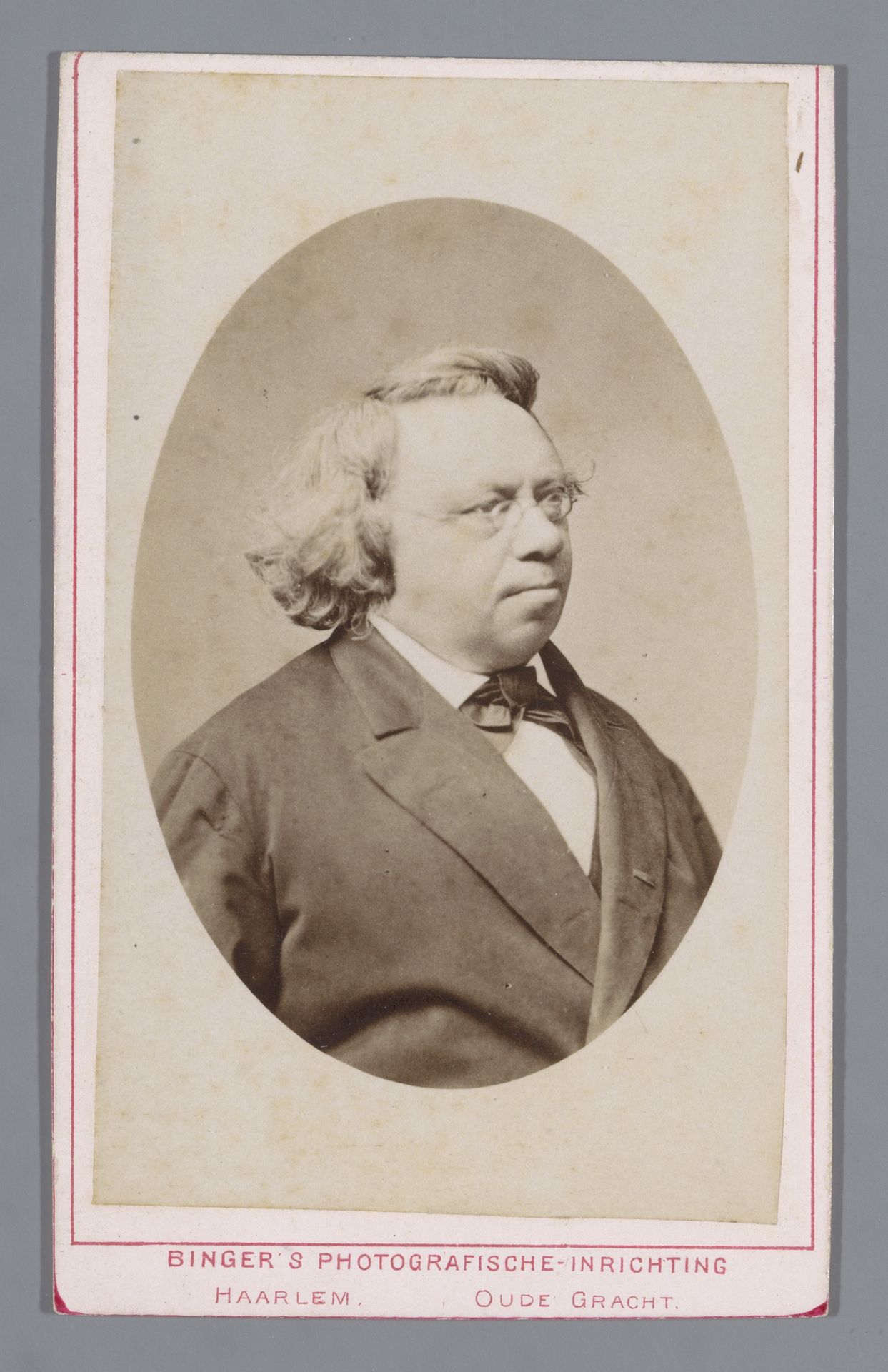 Portret van de geograaf P.H. Witkamp by Ch. Binger & Co.