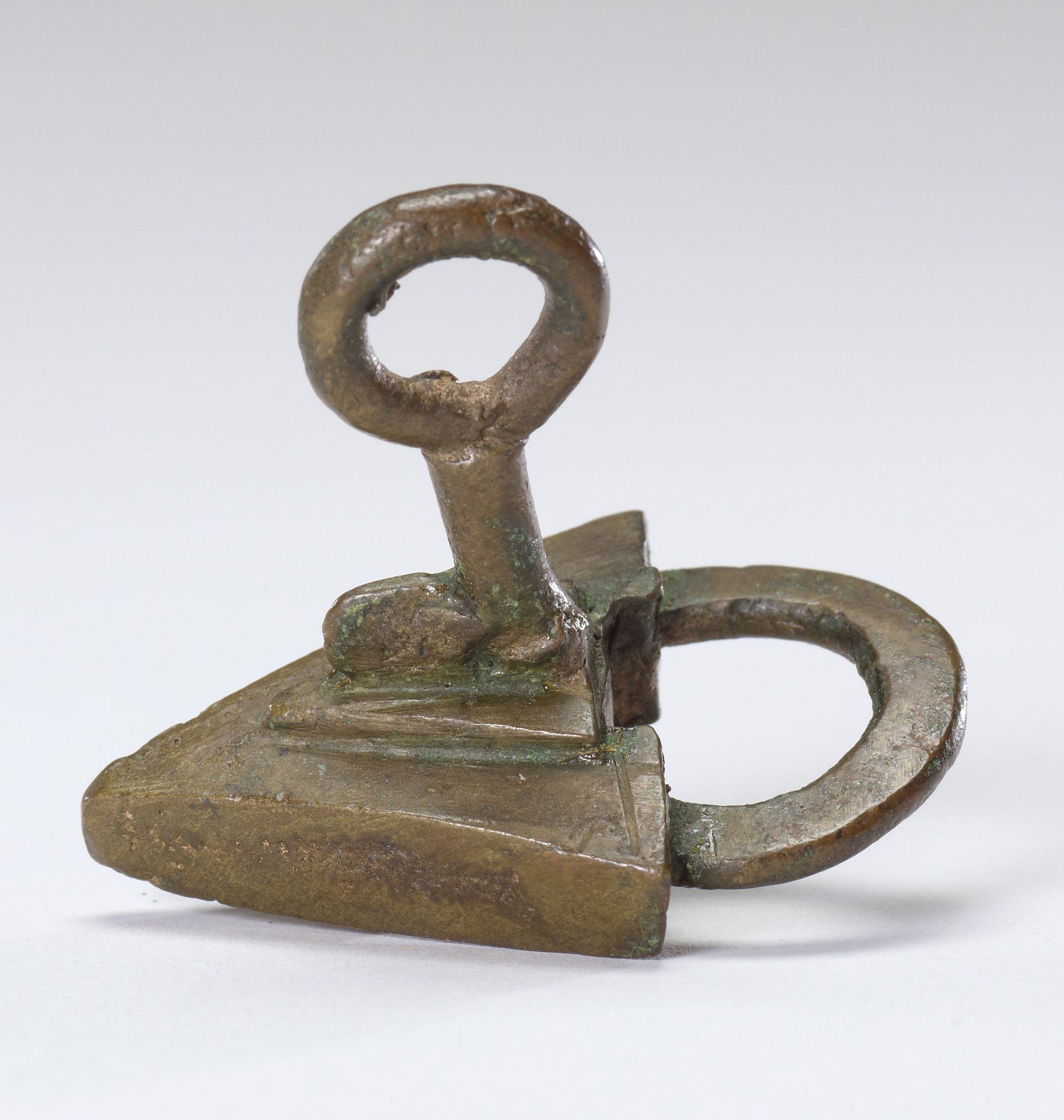 Goldweight [Padlock with Key] by Akan