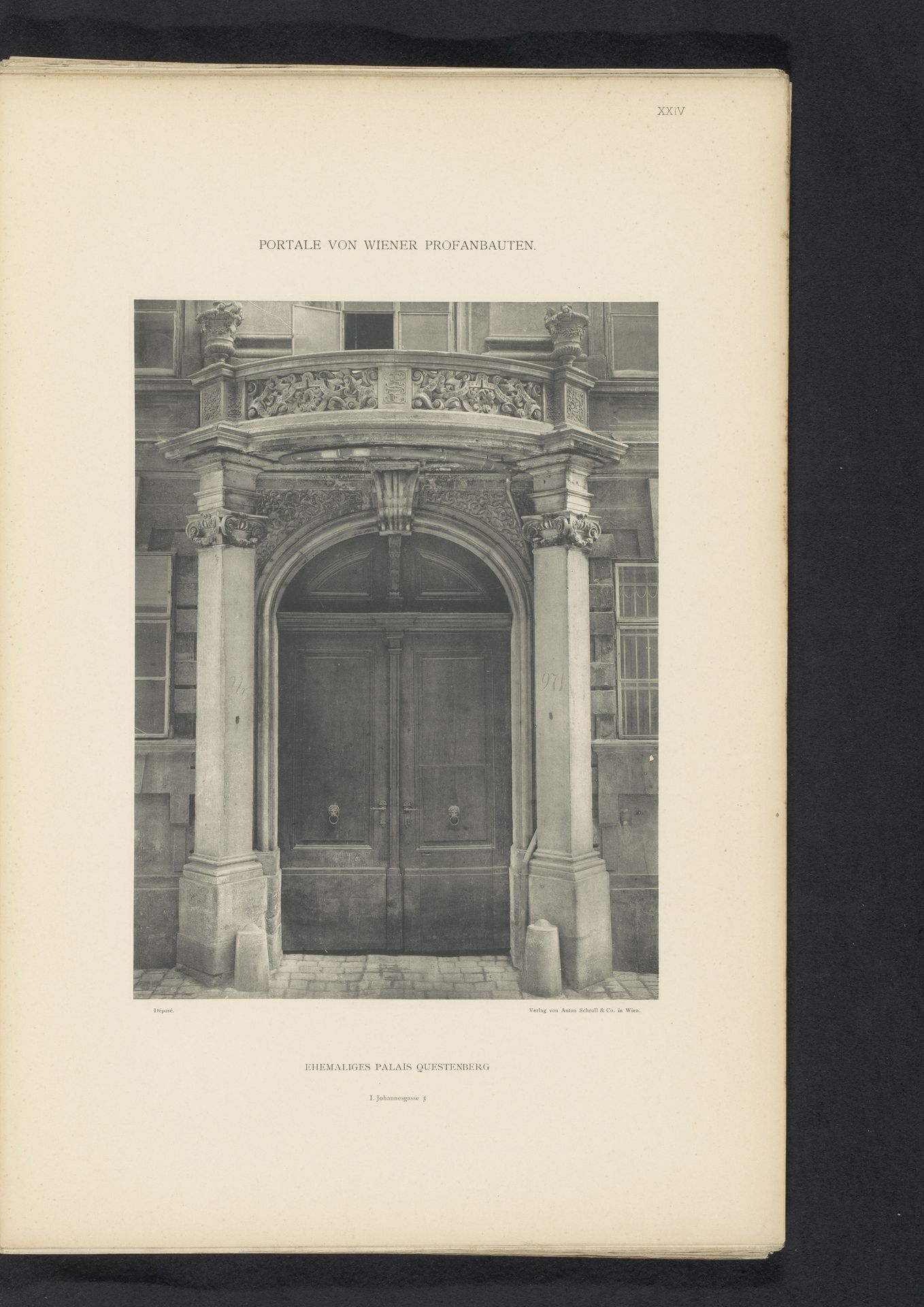 Toegangsportaal van Palais Questenberg te Wenen by Anonymous