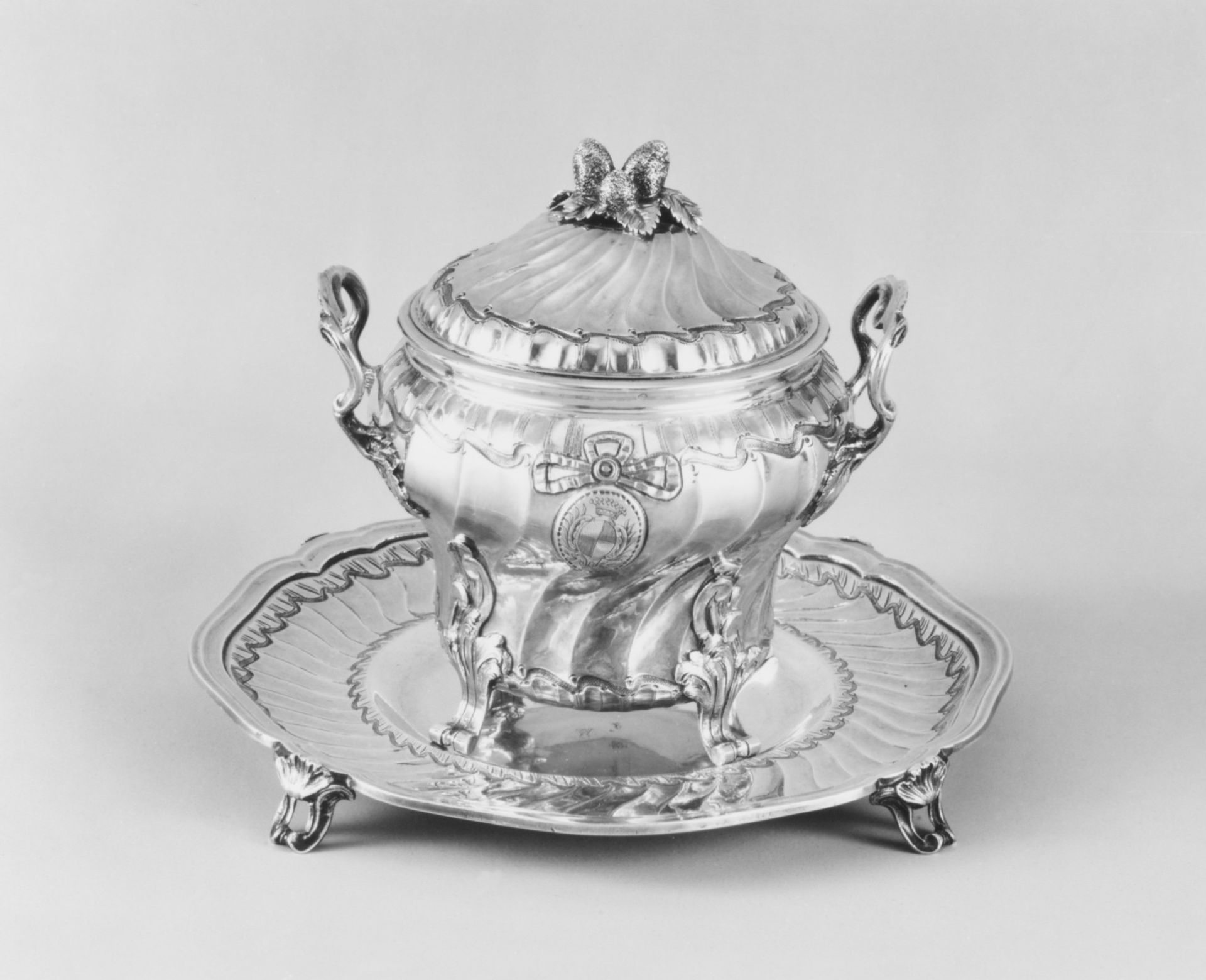 Sugar bowl with cover and tray by Alexandre de Roussy, the Younger