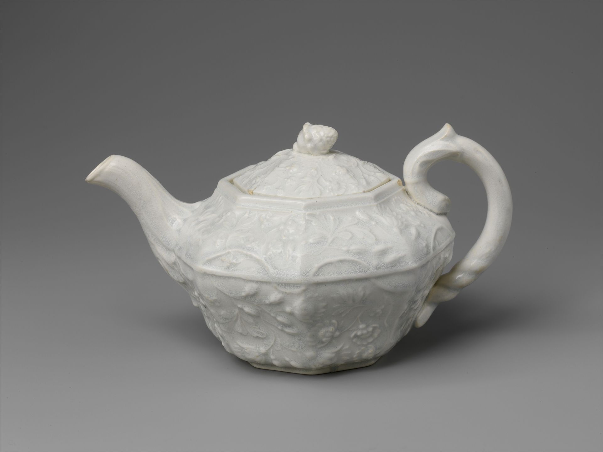Teapot by American Pottery Manufacturing Company