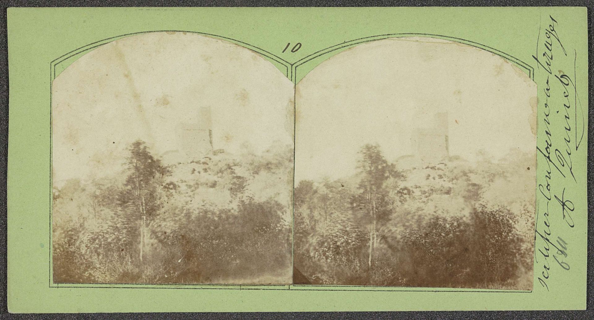 Bosschage met op de achtergrond een gebouw by Achille Quinet
