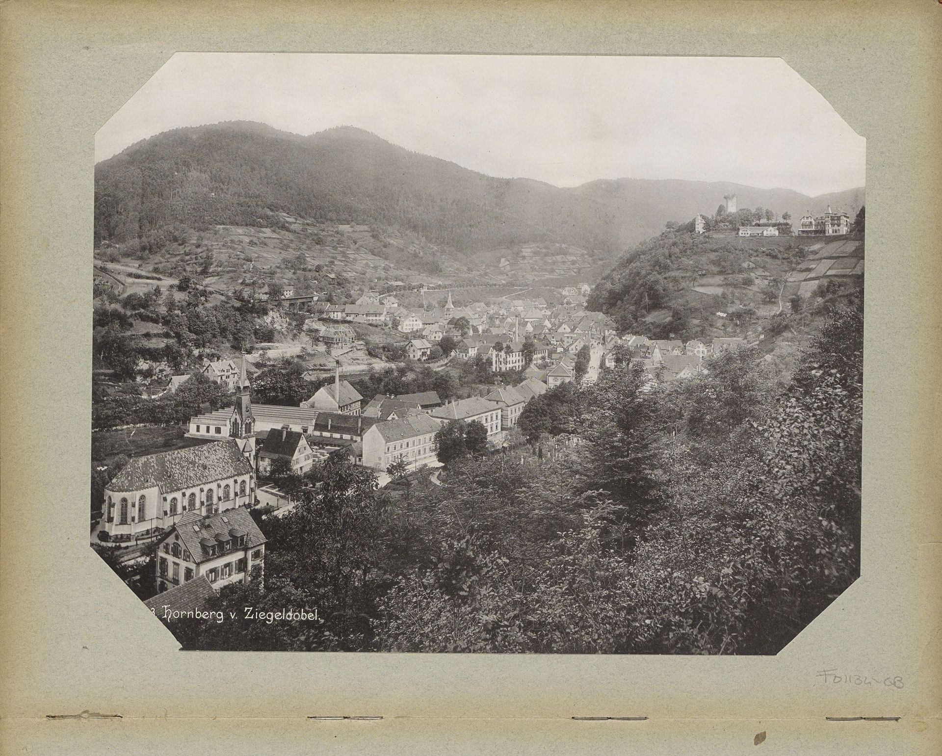 Hornberg gezien vanaf Ziegeldobel by Anonymous