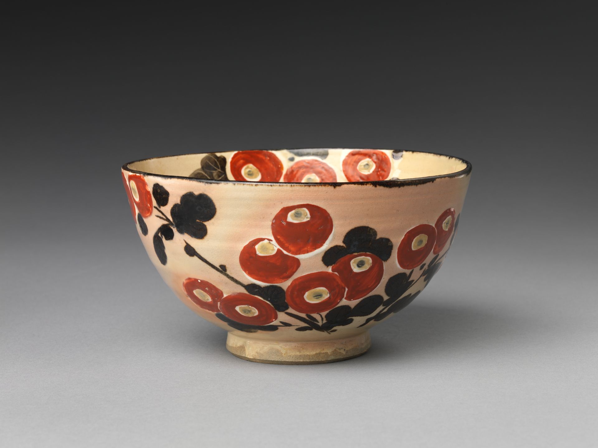 Bowl with blossoms by Nin'ami Dōhachi (Takahashi Dōhachi II)