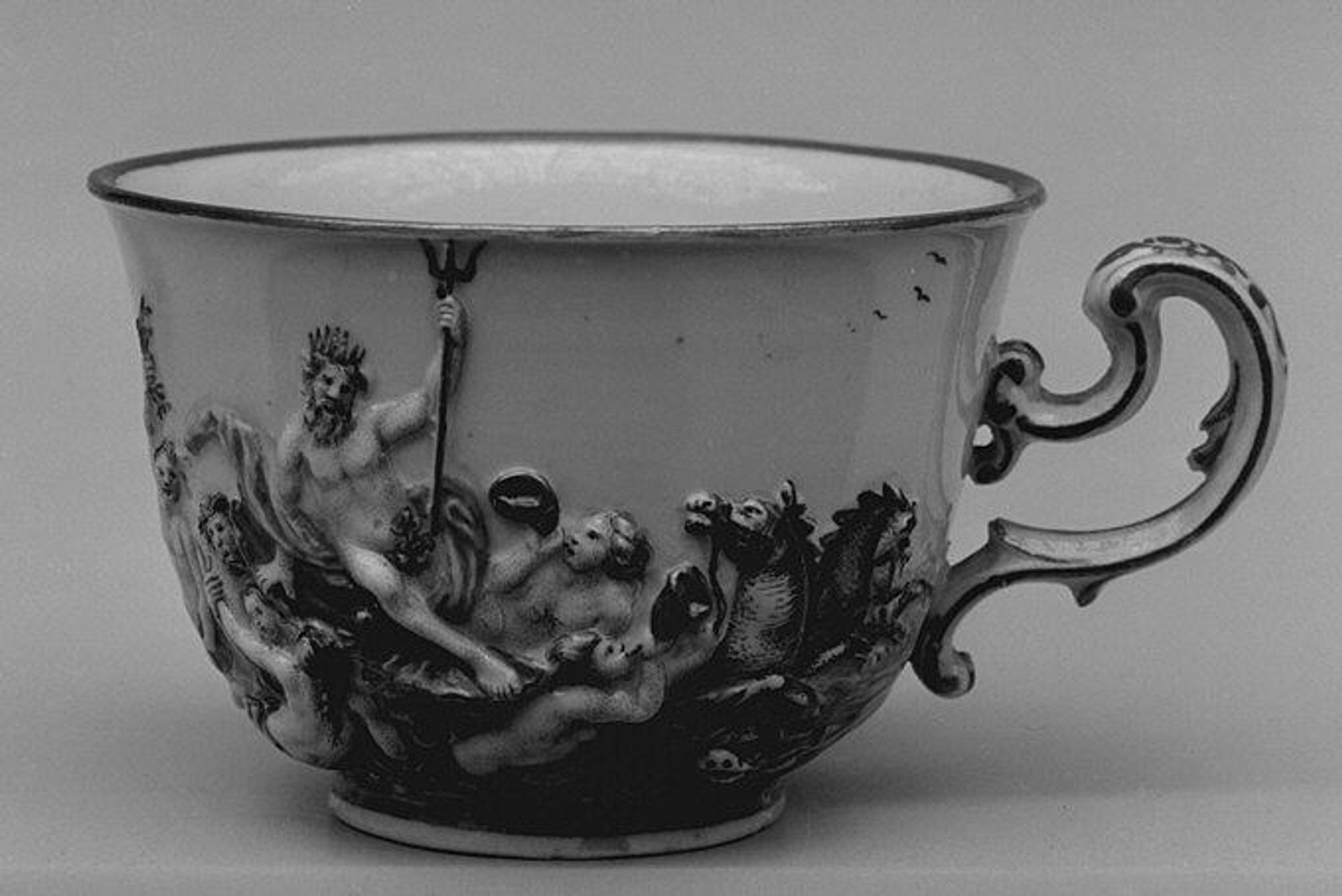 Tea cup (part of a service) by Doccia Porcelain Manufactory