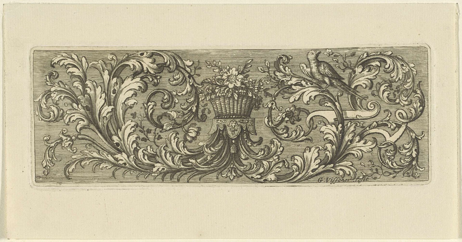 Bloemenmand ten midden van bladranken met een vogel by Gerrit Visscher
