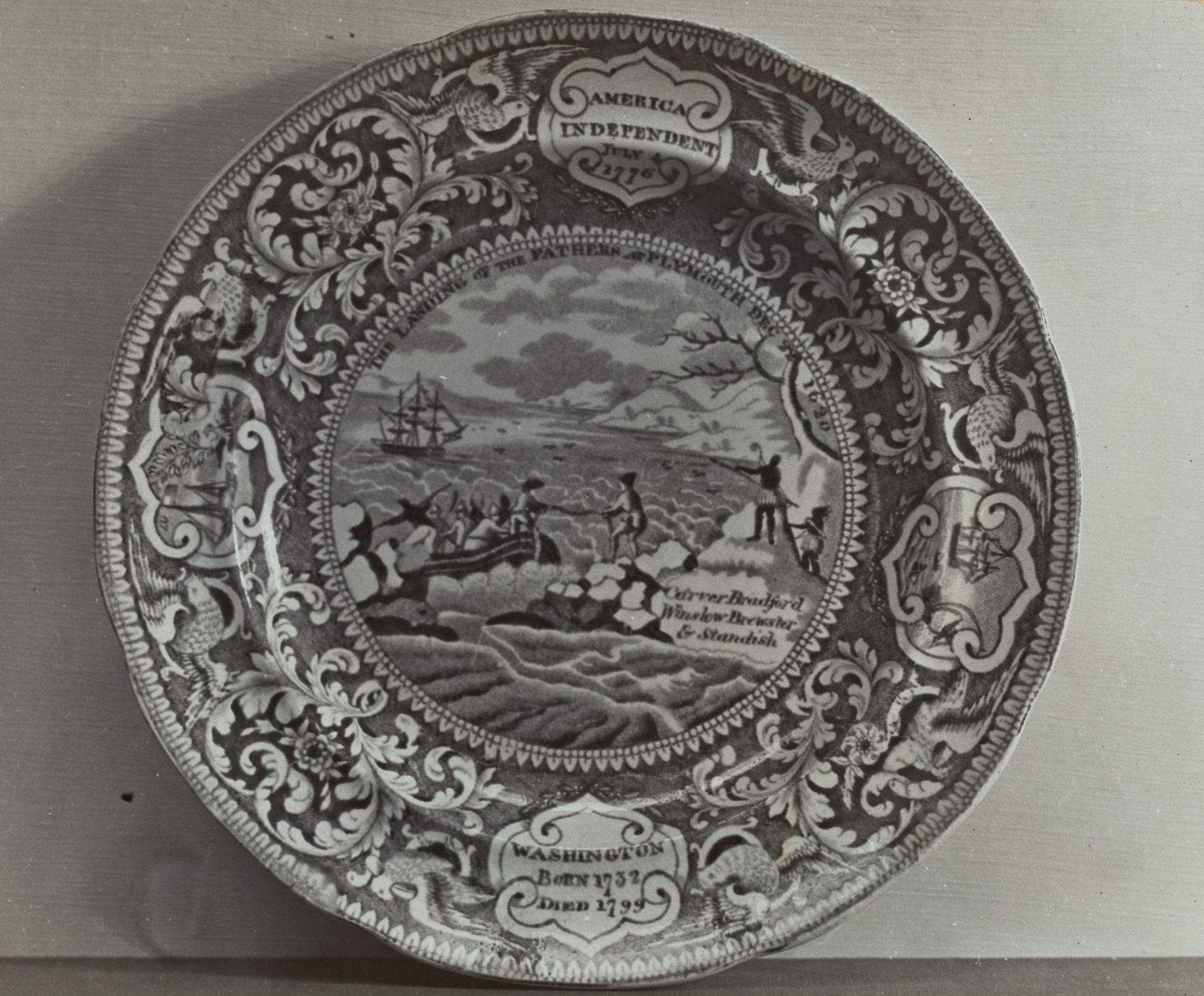 Plate - "Landing of the Pilgrims" by Helmut Hiatt