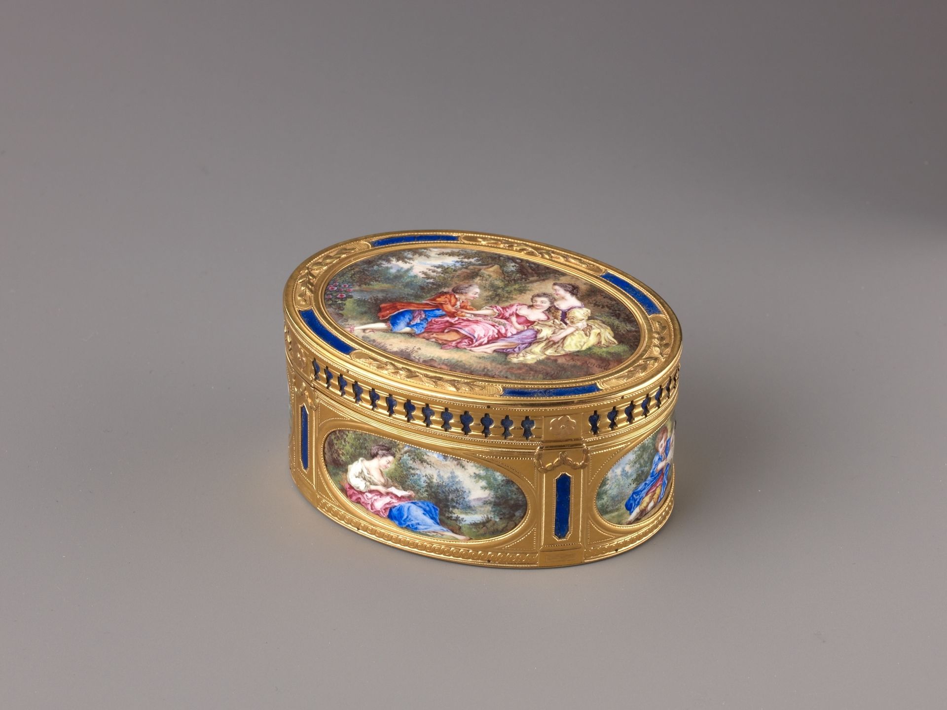 Snuffbox with Pastoral Scenes by Jean Marie Tiron (called Tiron de Nanteuil)