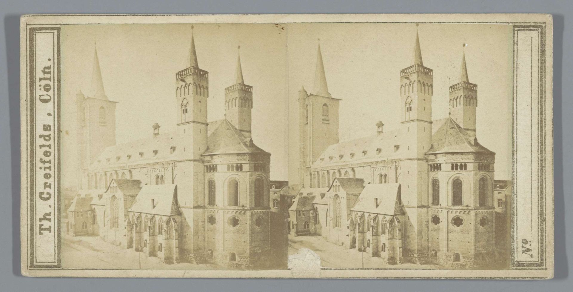 Exterieur van de Sint-Severinuskerk te Keulen by Theodor Creifelds