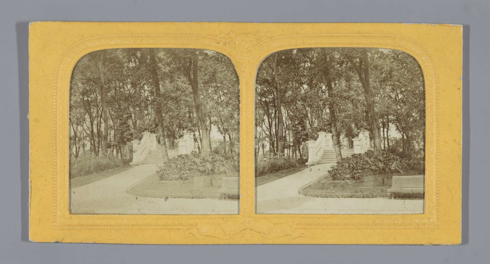 Brug in het Parc Monceau, Parijs by Charles Dauvois