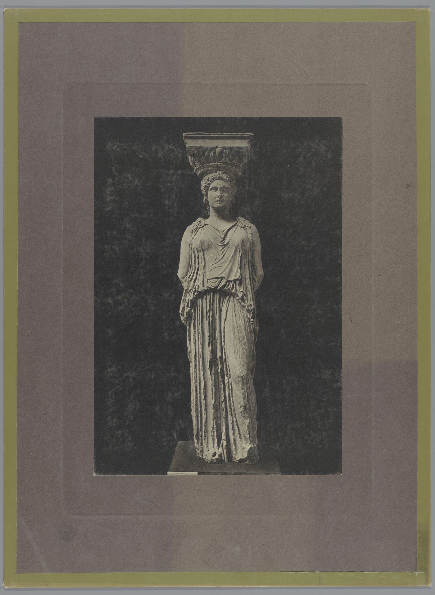 Kariatide afkomstig uit de zuidelijke hal van het Erechtheion te Athene by Anonymous