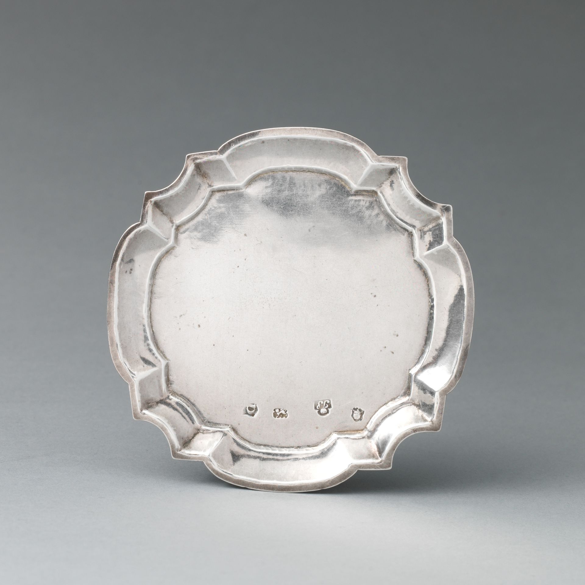 Miniature waiter by John Le Sage