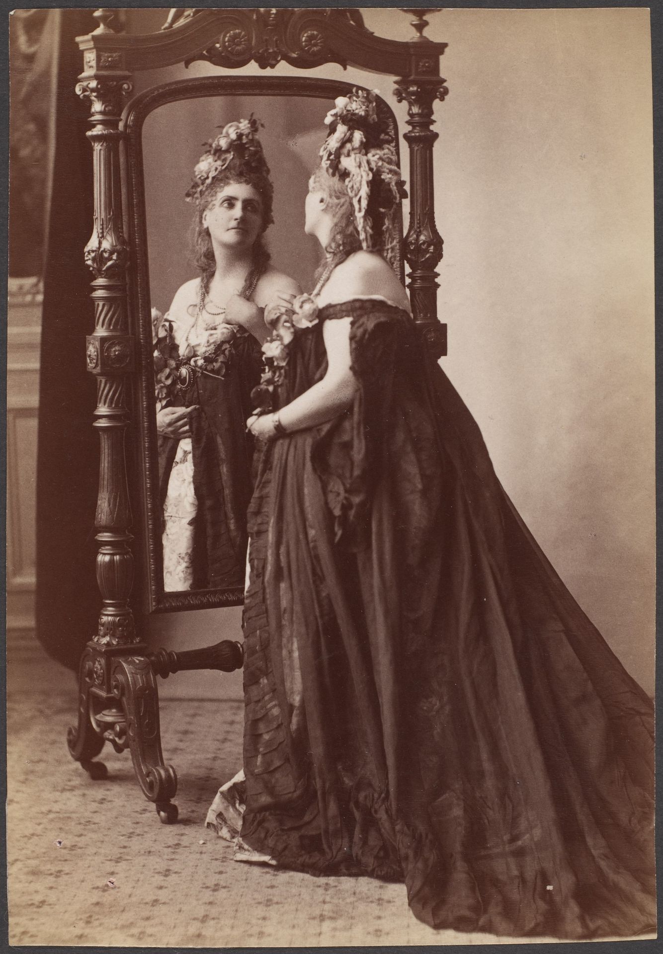 [Countess de Castiglione, from Série des Roses] by Pierre-Louis Pierson