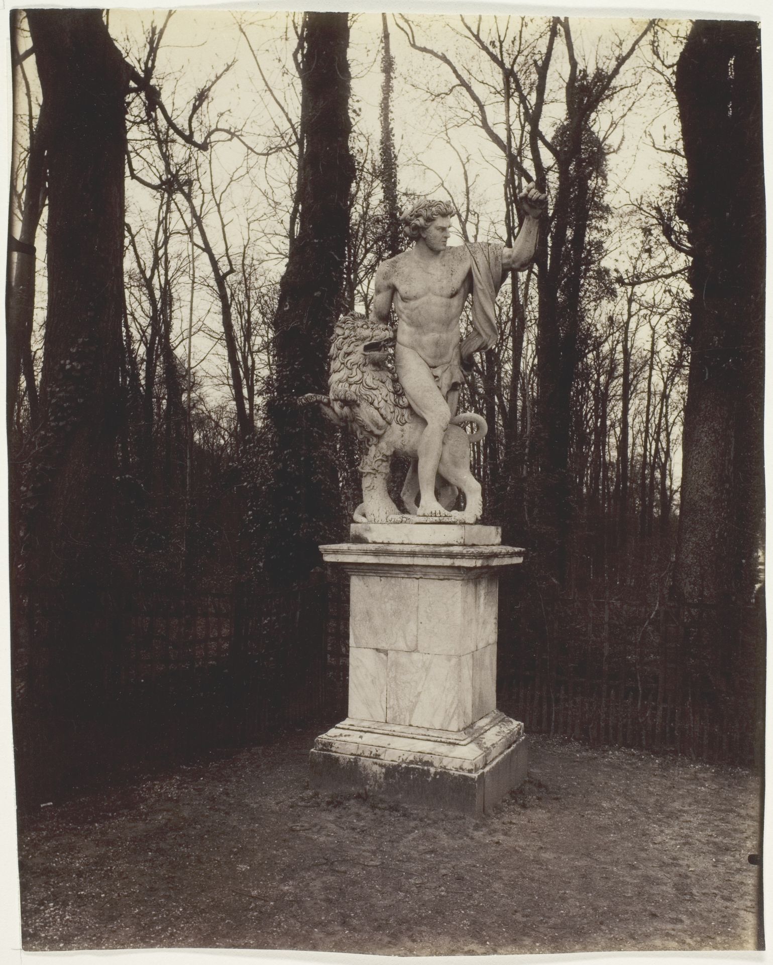 Versailles, Le Parc by Eugène Atget
