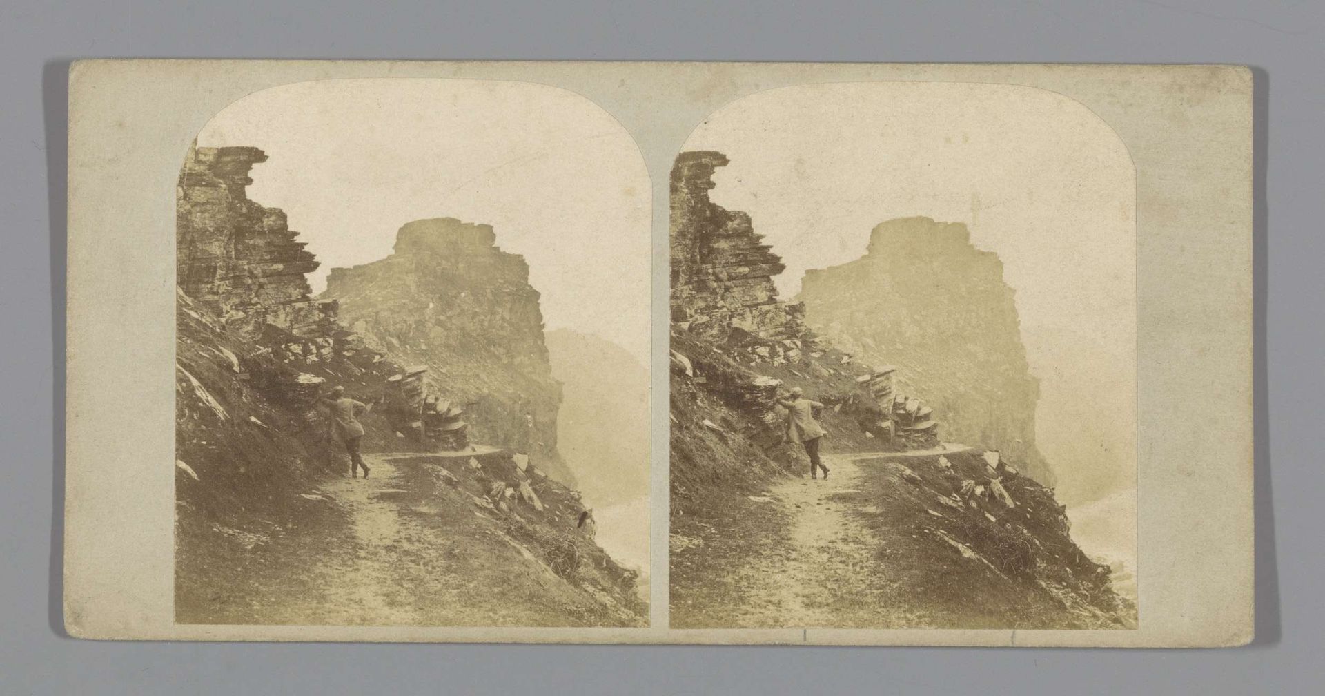 Pad langs de North Walk bij Lynton by Anonymous
