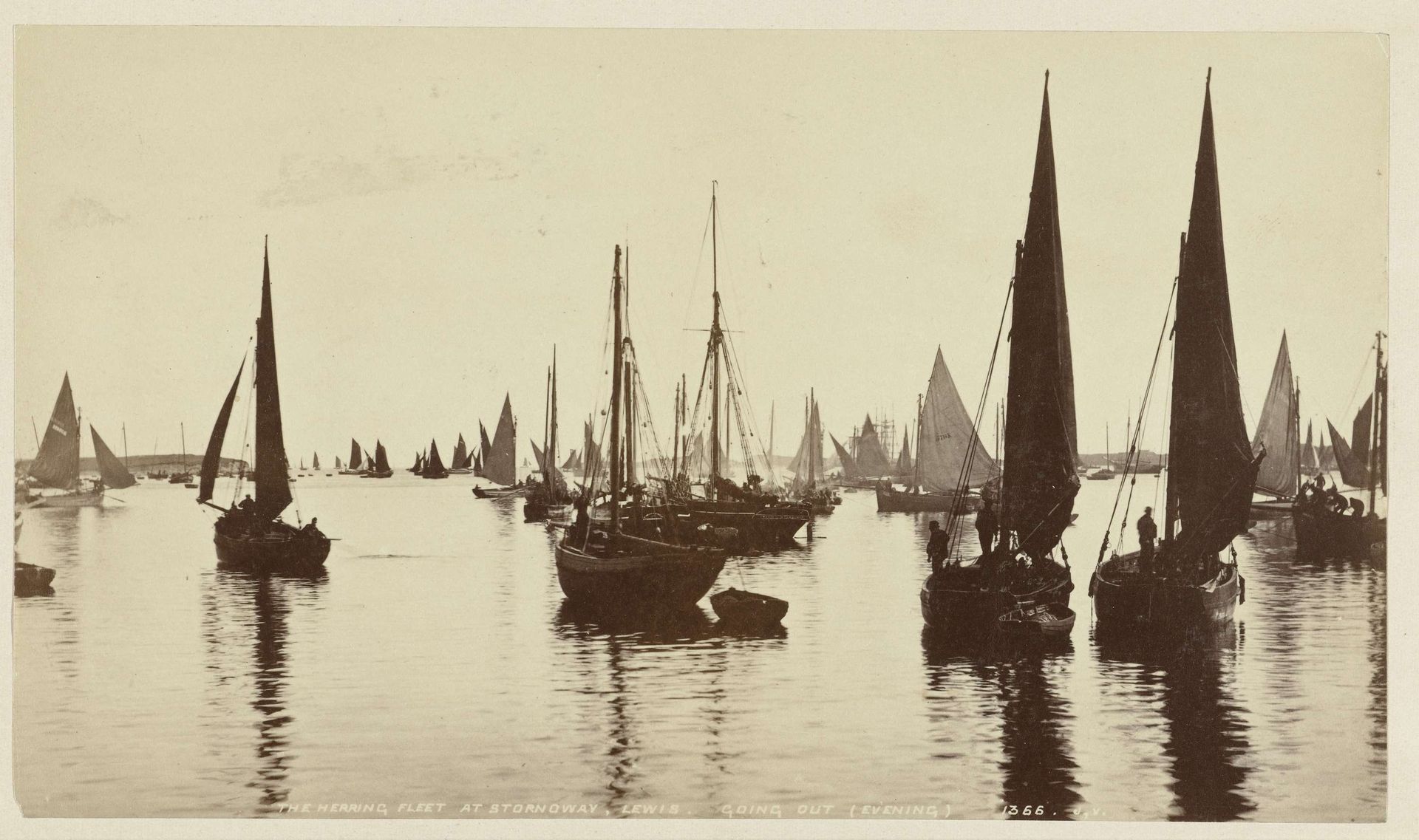 Haringschepen bij Stornoway op Lewis by James Valentine