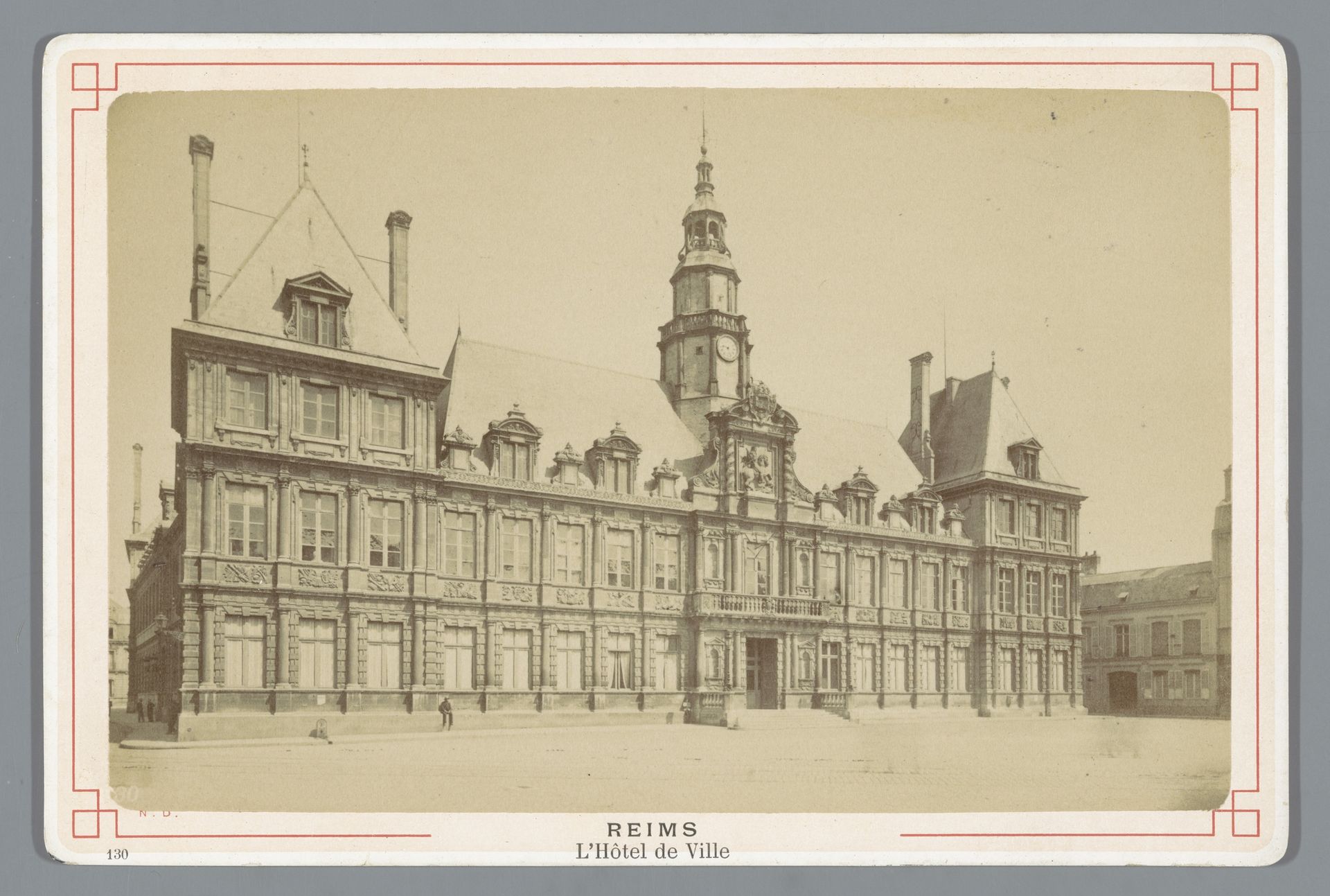 Stadhuis van Reims by Étienne Neurdein