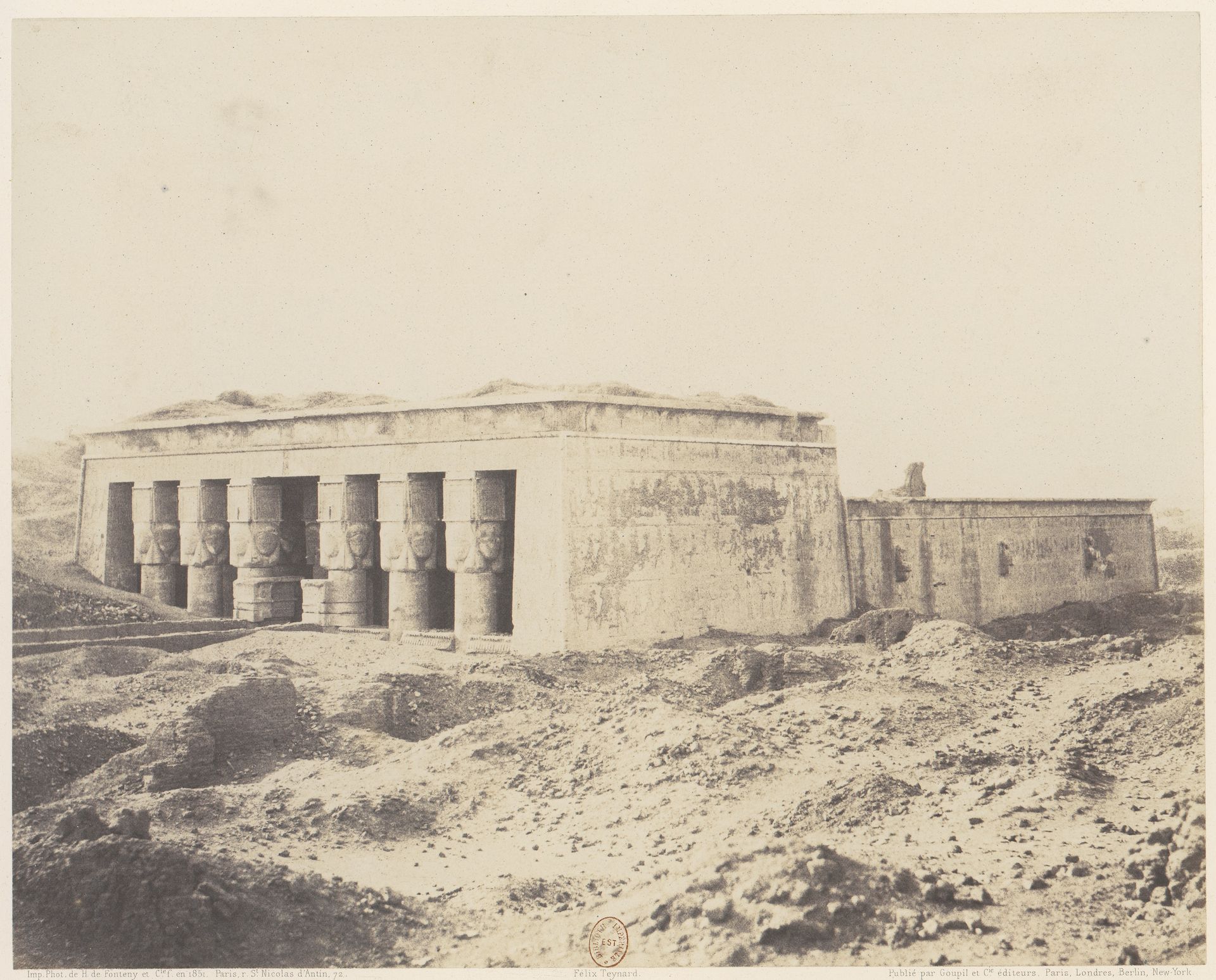Dendérah (Tentyris), Temple d'Athôr - Vue Générale by Félix Teynard