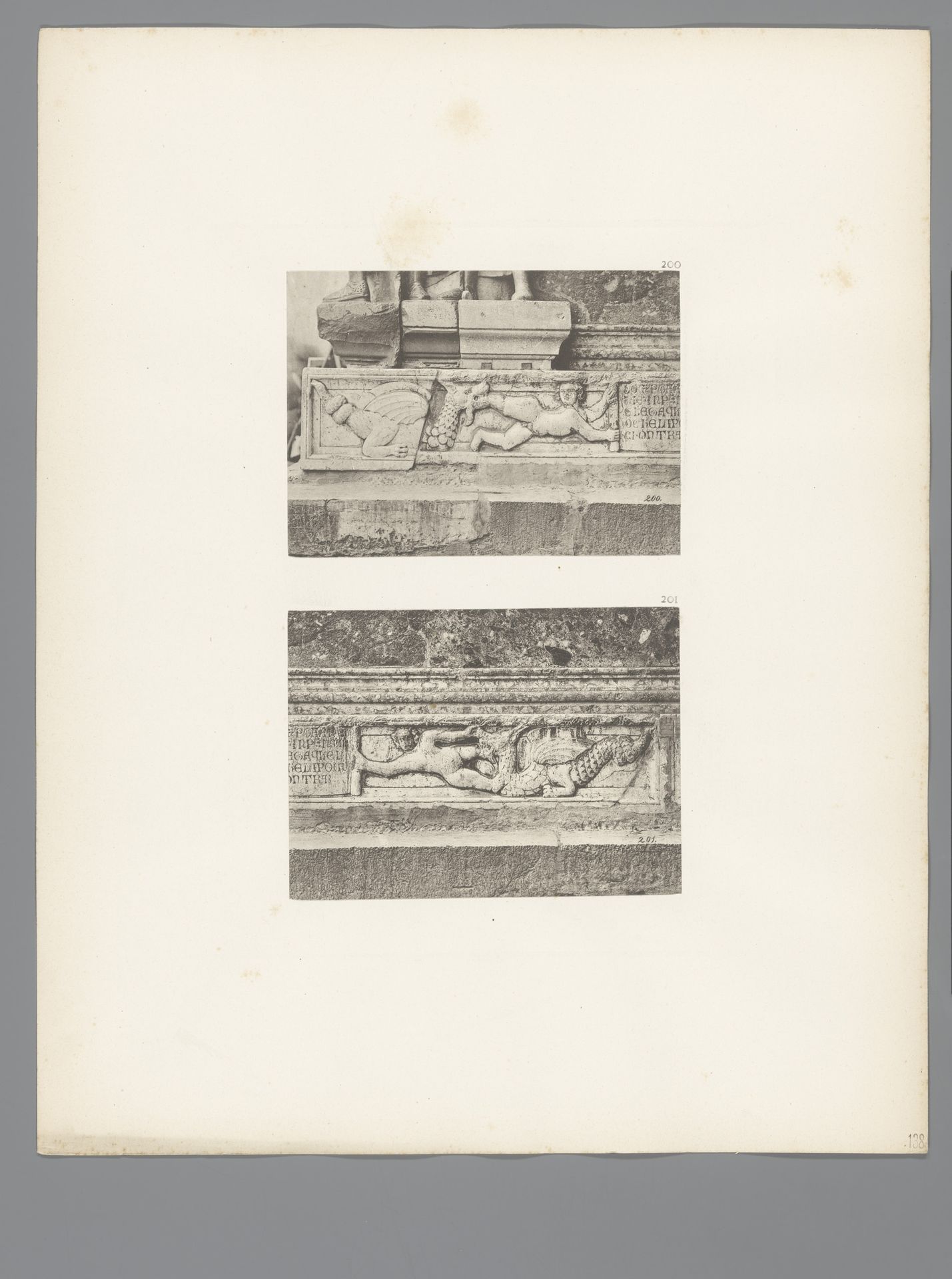 Twee details met draken van het exterieur van de San Marco in Venetië by Carl Heinrich Jacobi