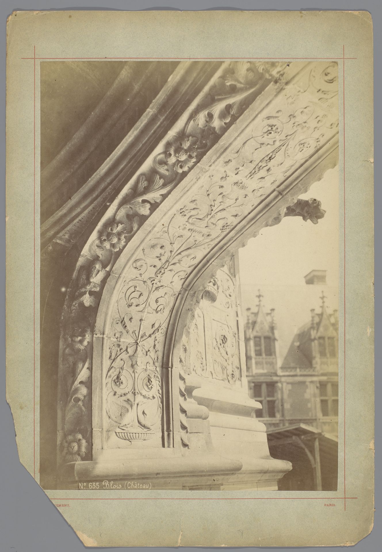 Reliëf op de gevel van het Kasteel van Blois by Médéric Mieusement