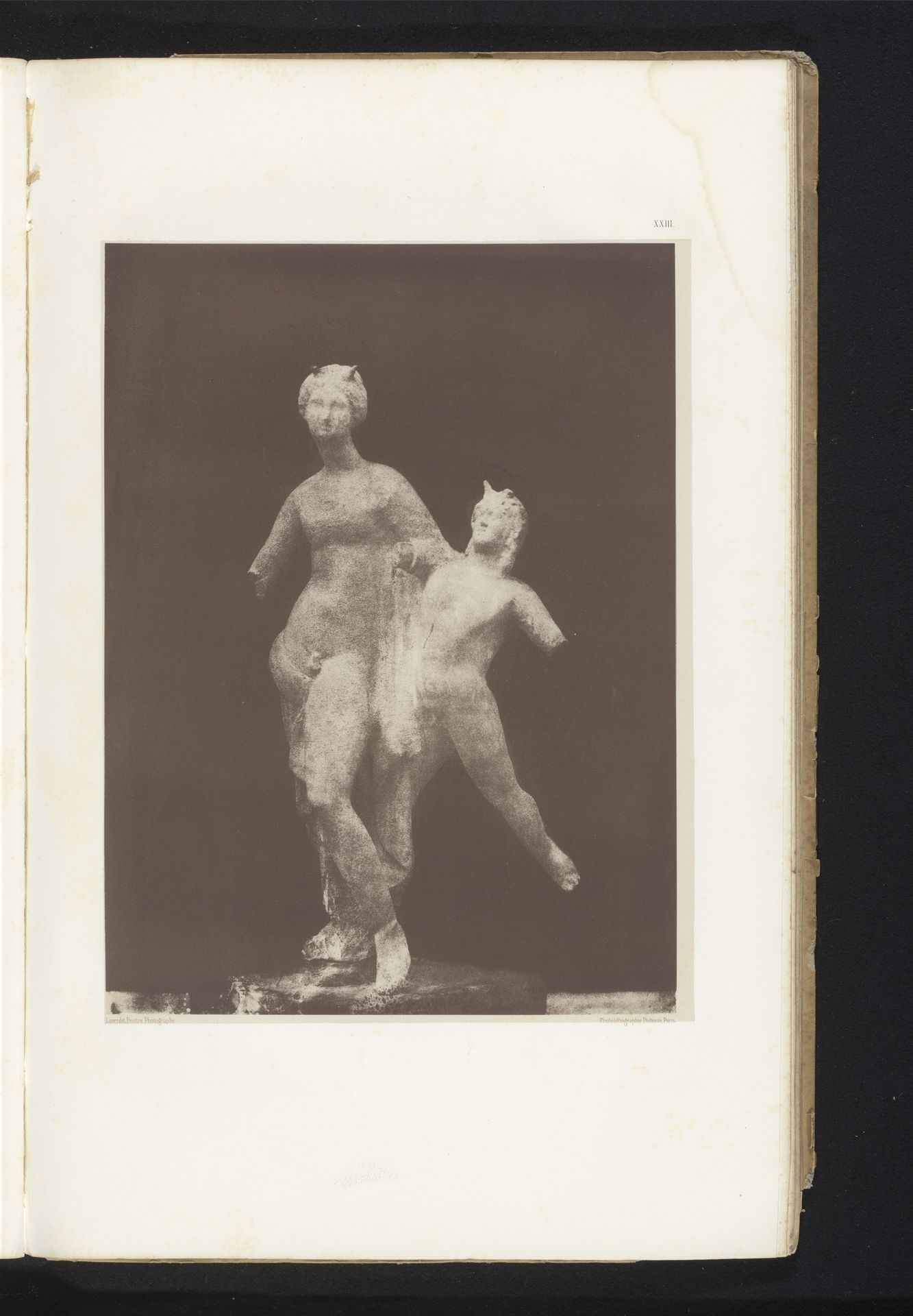 Terracotta sculptuur van een gehoornde Bacchus en een satyr by Marcel Gustave Laverdet