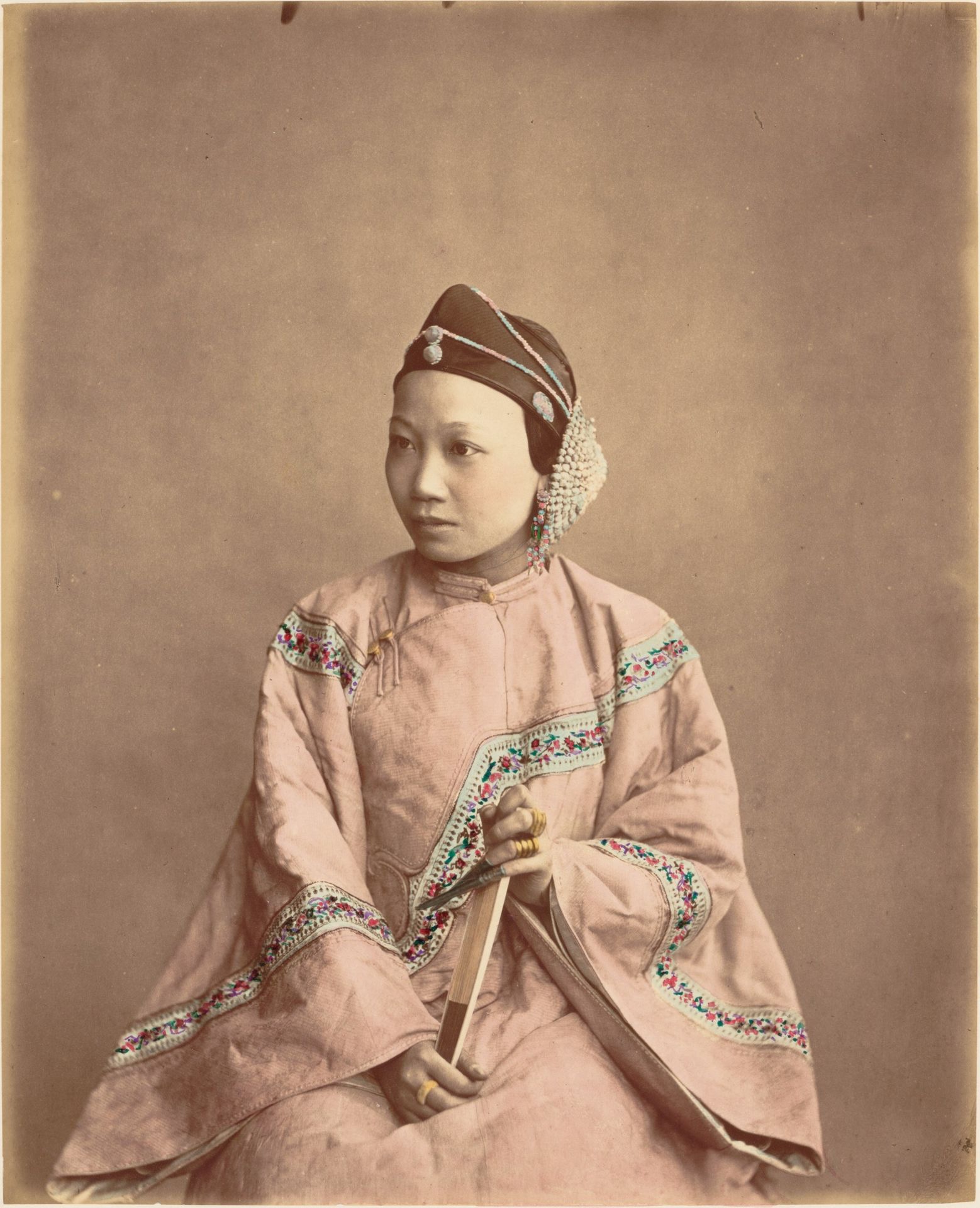 Fille de Sootchow (Suzhou Girl) by Raimund von Stillfried