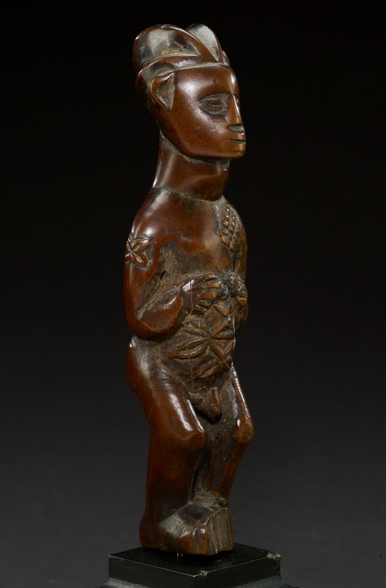 Standing male figure by Beembe