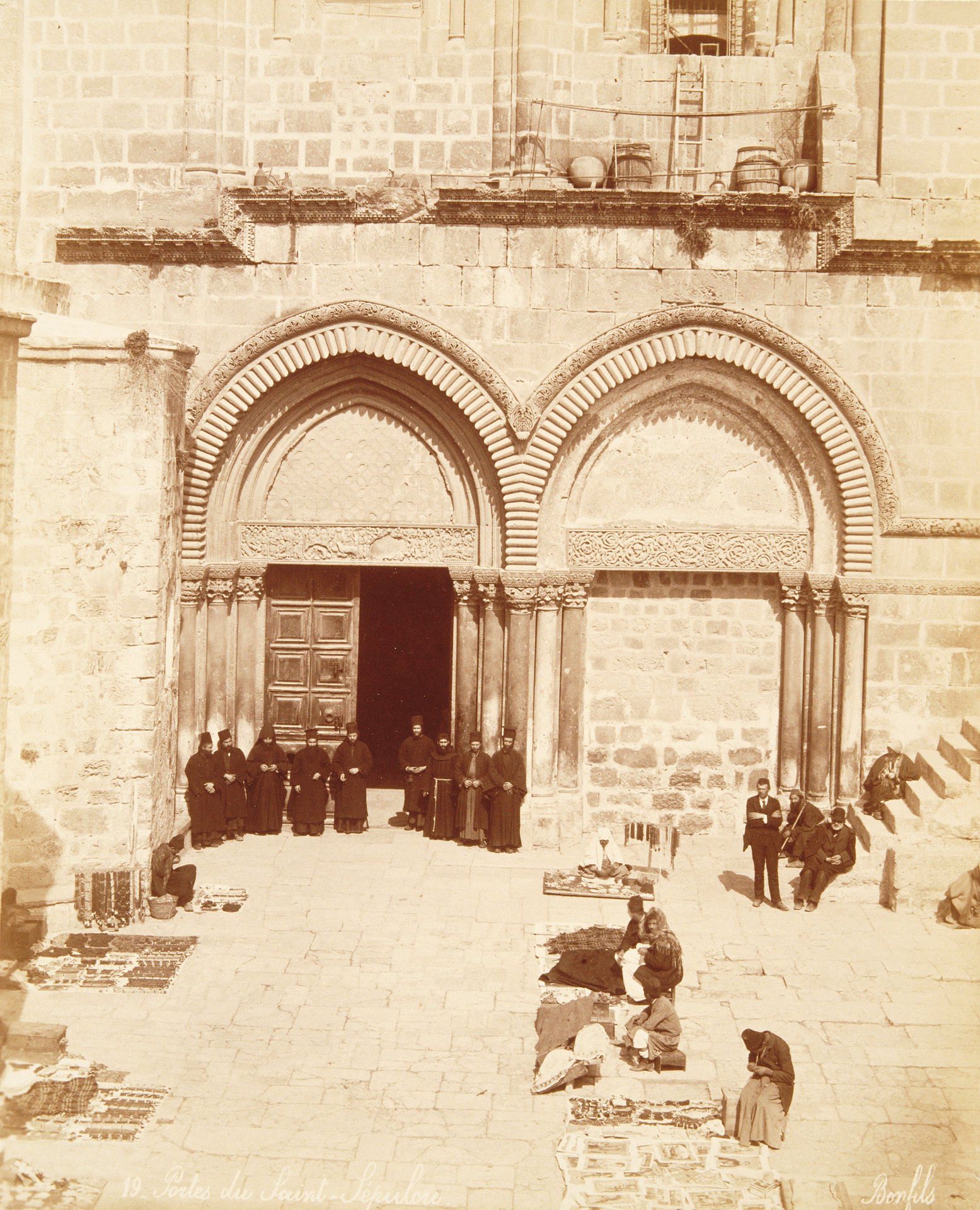 Portes du Saint-Sepulcre by Félix Bonfils