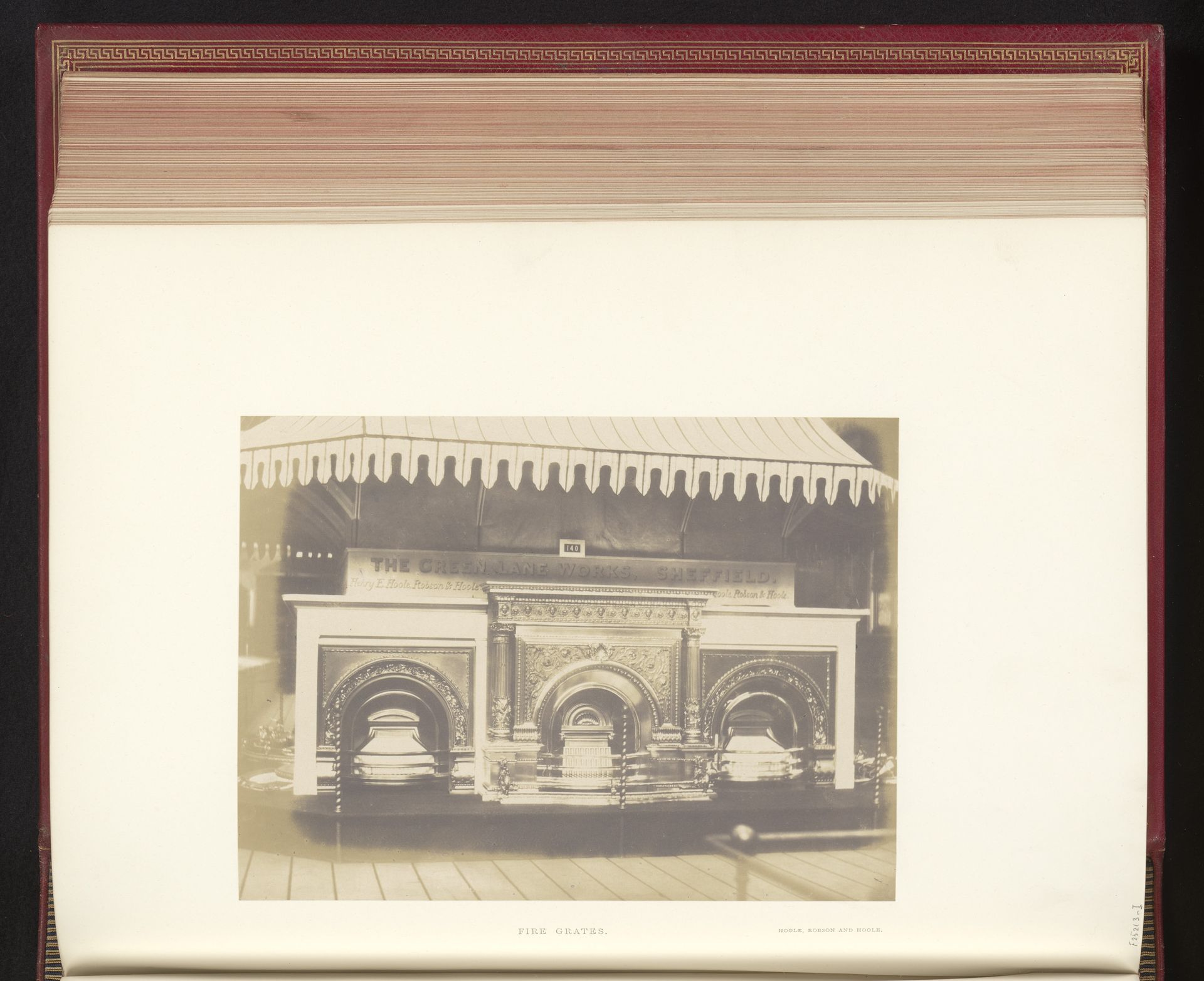 Openhaarden van Hoole en Robson and Hoole tentoongesteld op de Great Exhibition of the Works of Industry of All Nations van 1851 in Londen by C.M. Ferrier & F. von Martens