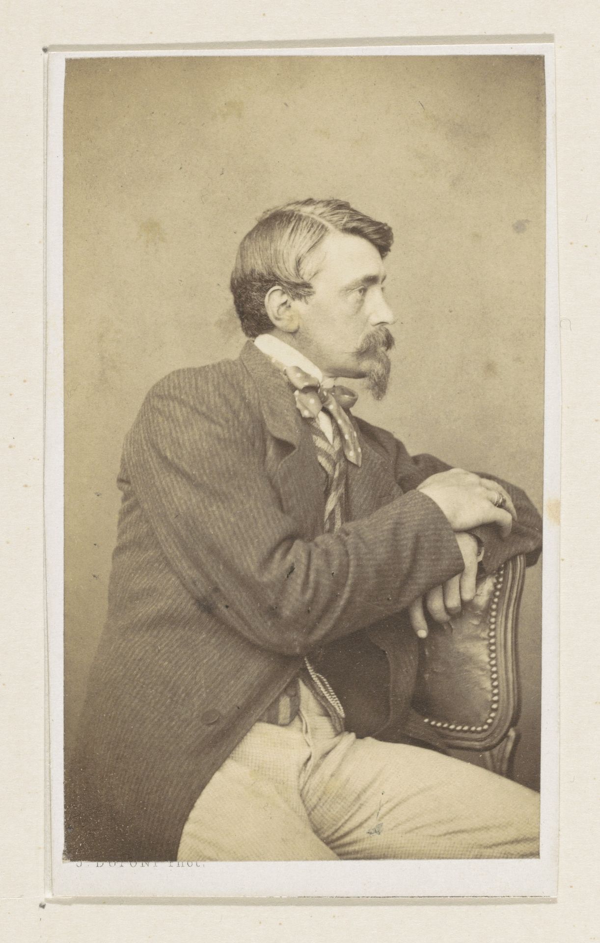 Portret van de kunstenaar burggraaf du Vilain XIIII, halffiguur by Joseph Dupont