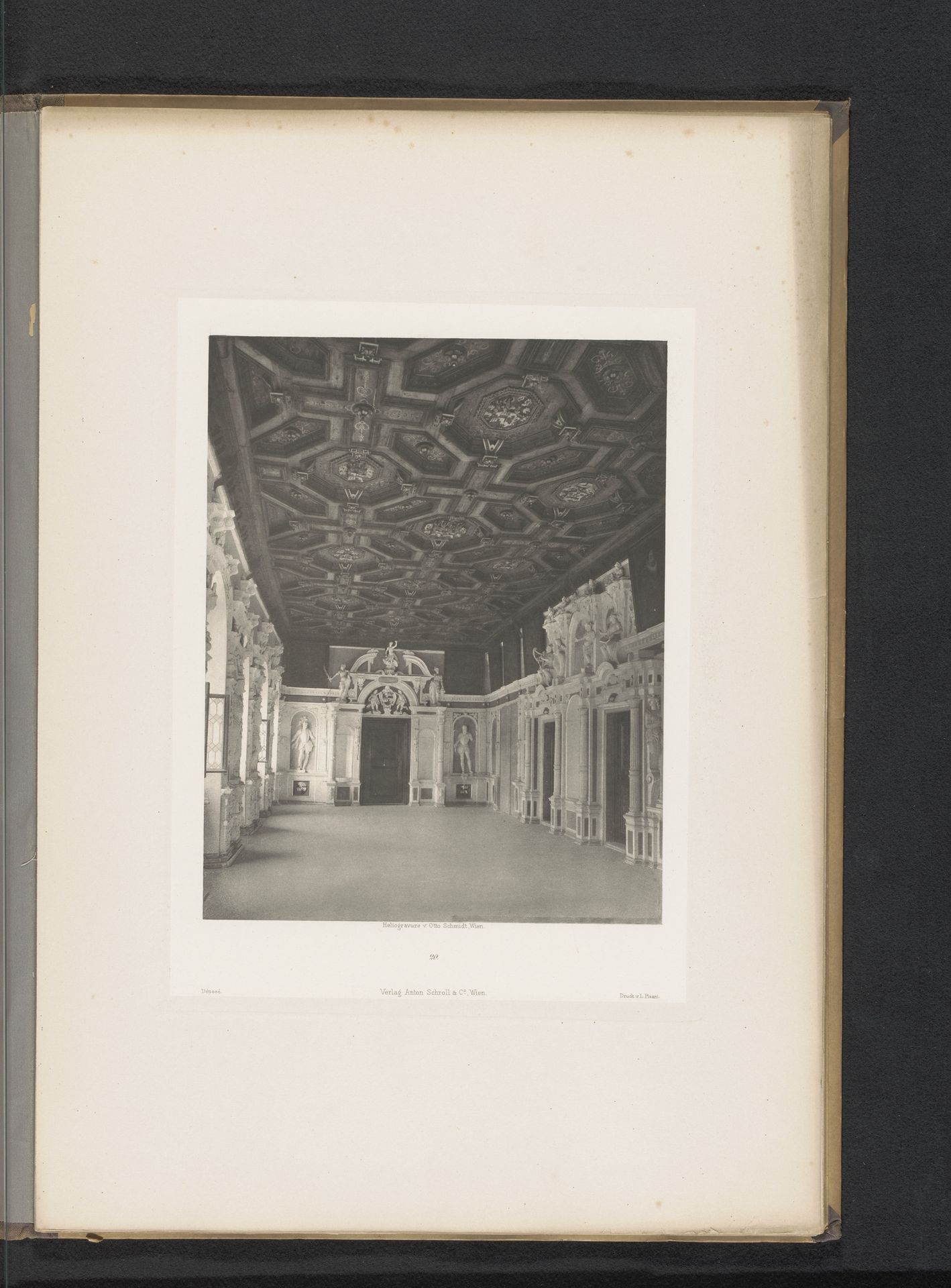 Gezicht op de ridderzaal van de Trostburg in Ponte Gardena, Italië by Otto Schmidt