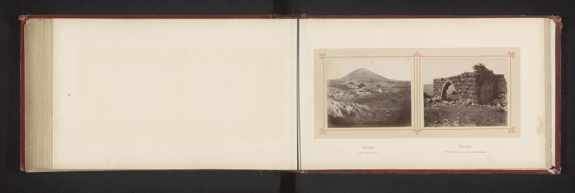 Gezicht op de Taborberg by Félix Bonfils