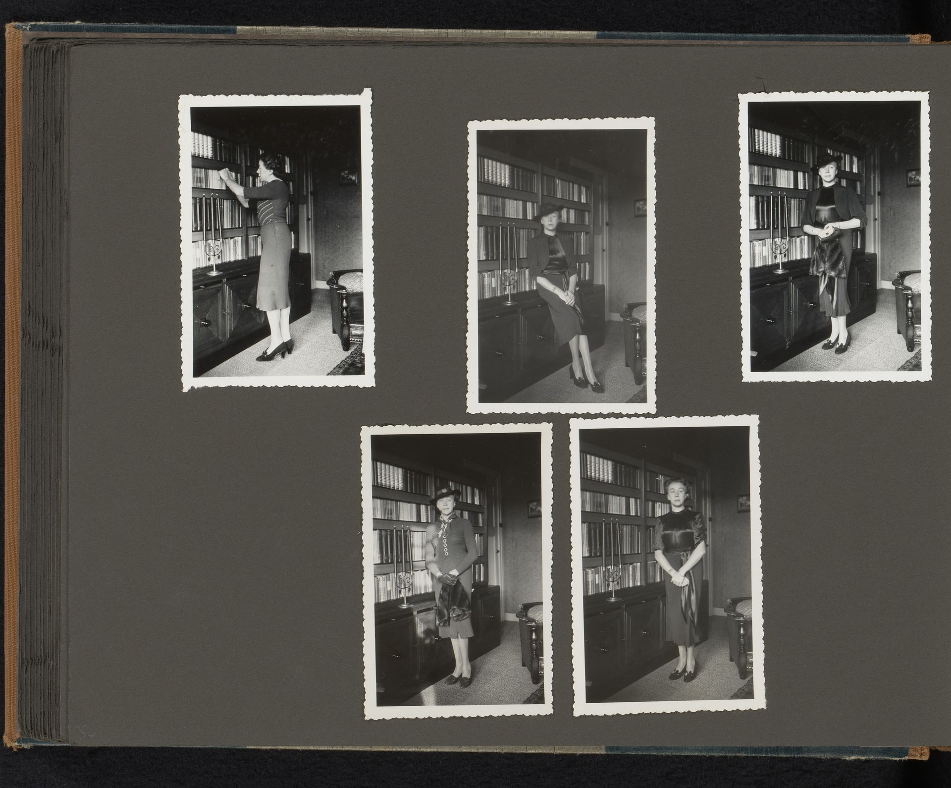 Vijf portretten van Berti Hoppe in huis in verschillende klederdrachten by Herman Besselaar