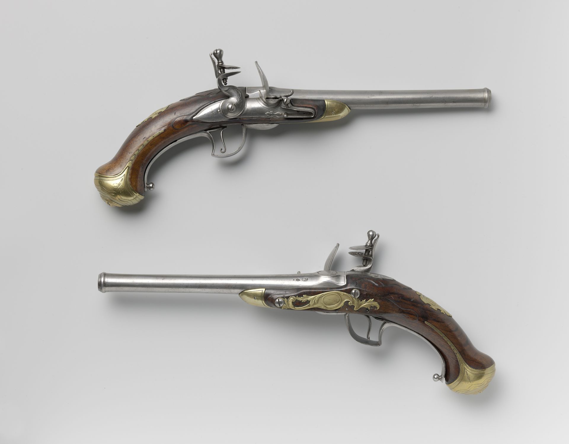 Vuursteenpistool van Van Schuylenburg by S. Bidet