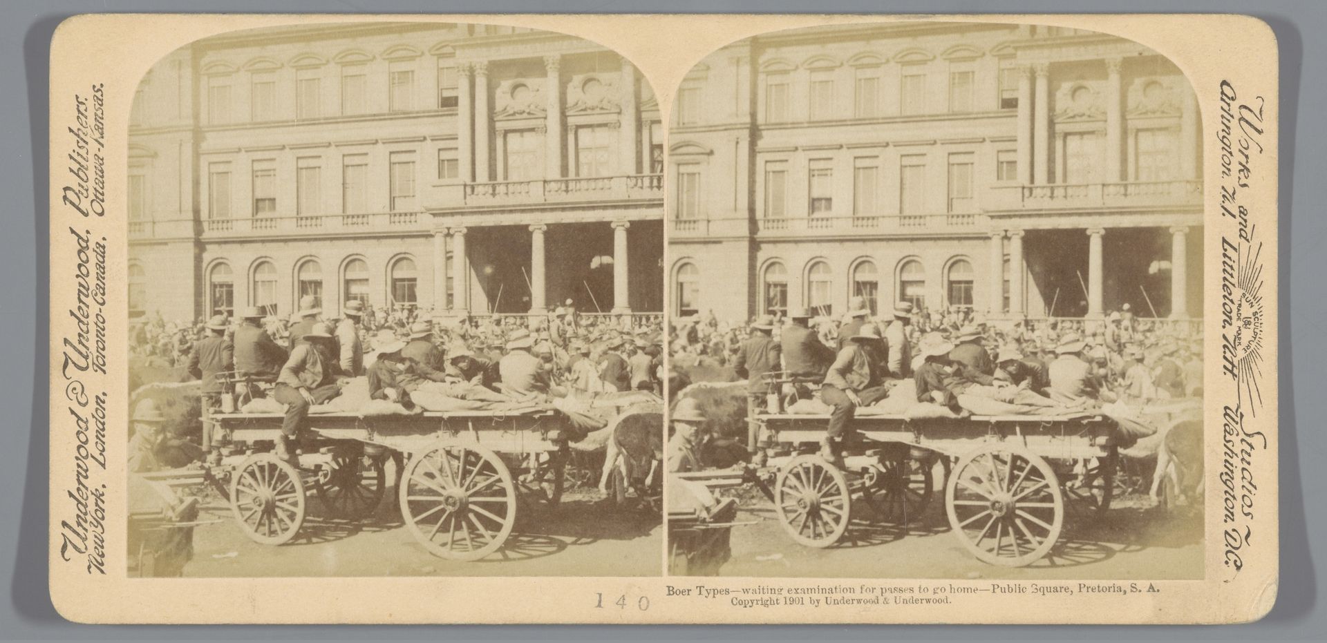 Gezicht op het Kerkplein in Pretoria met op de voorgrond Boeren met karren by Anonymous