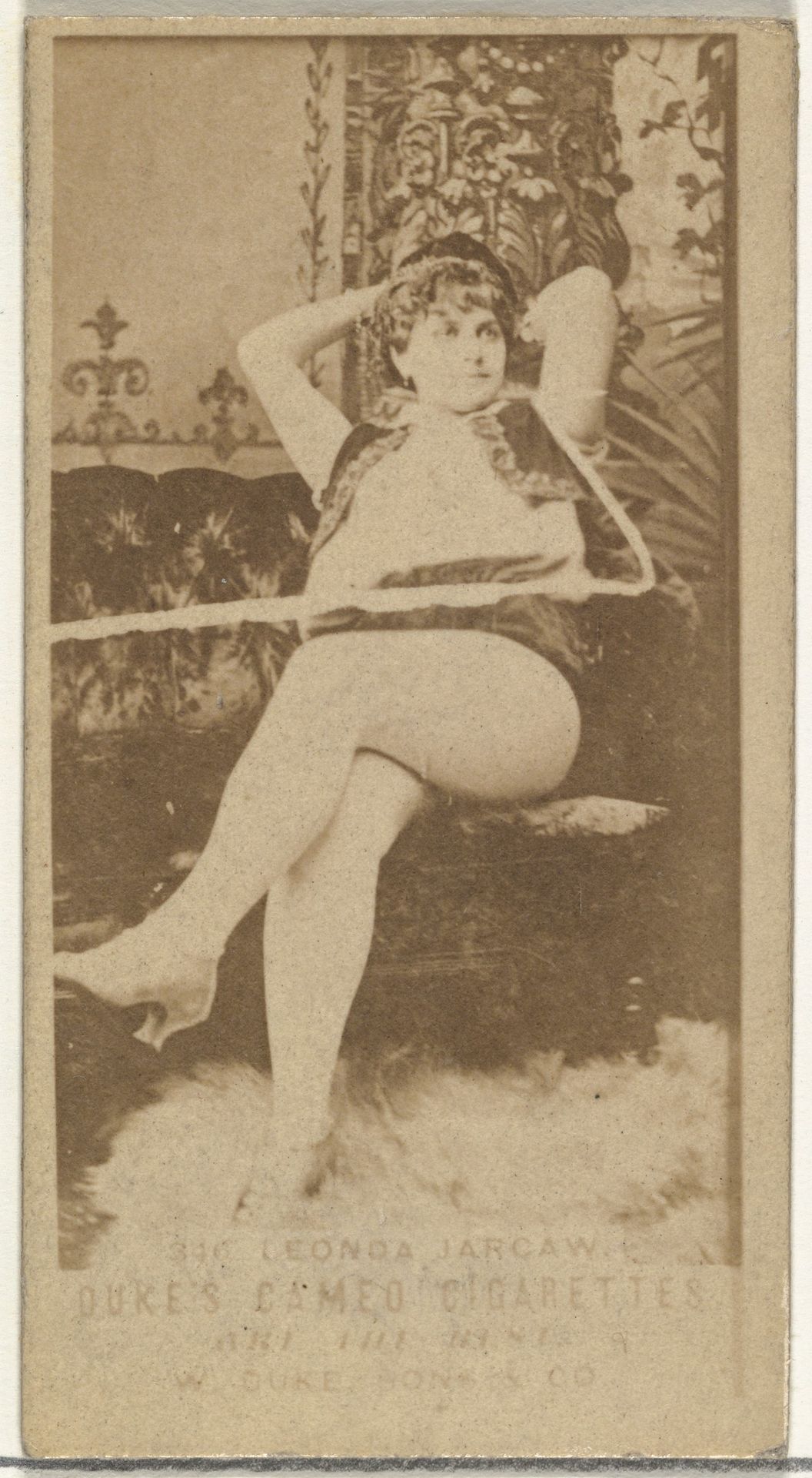 Card Number 346, Leonda Jarcaw, from the Actors and Actresses series (N145-5) issued by Duke Sons & Co. to promote Cameo Cigarettes by W. Duke, Sons & Co.