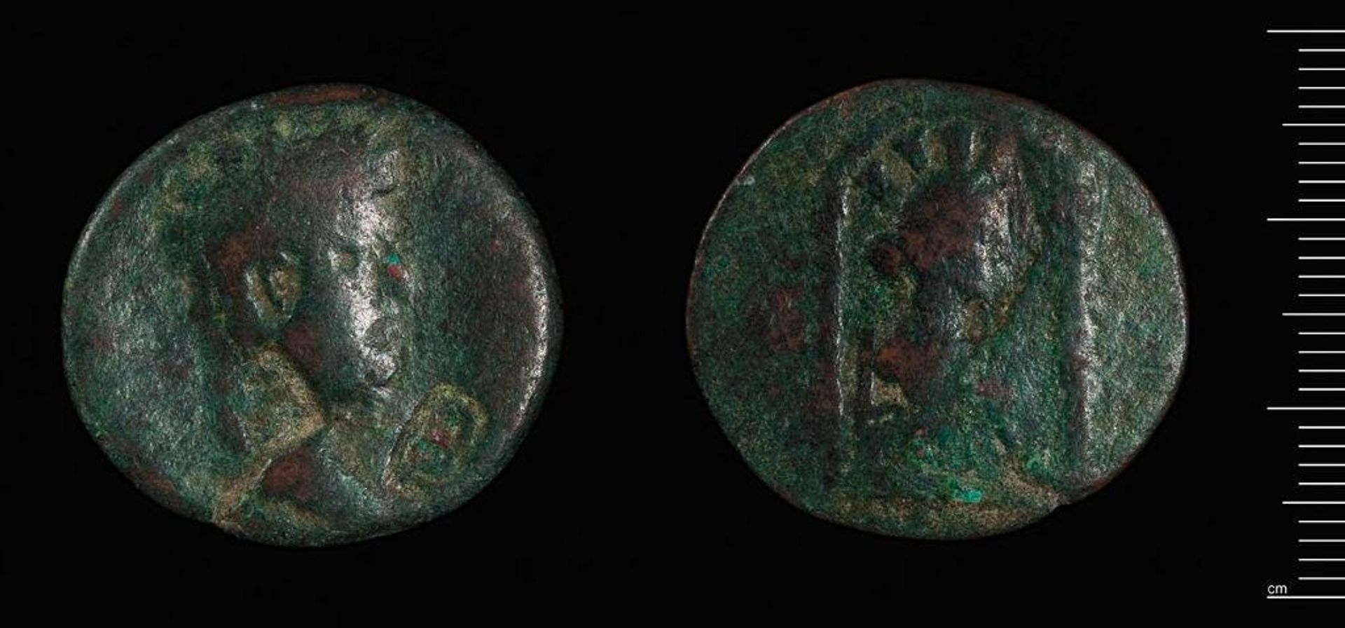 Coin of Laodikeia ad Mare under Commodus by Commodus