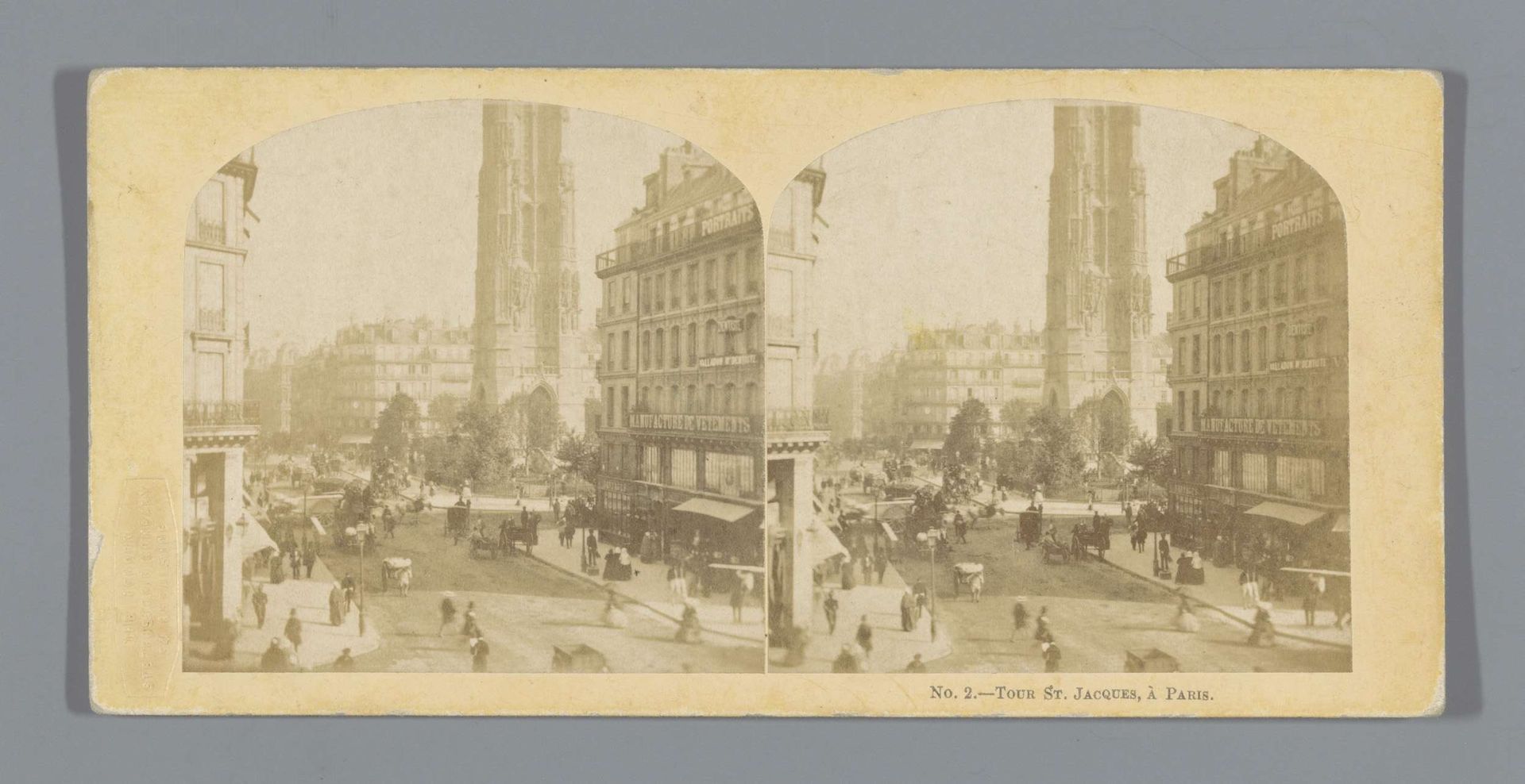 Gezicht op de Rue de Rivoli te Parijs, met op de achtergrond de Tour Saint-Jacques by London Stereoscopic Company