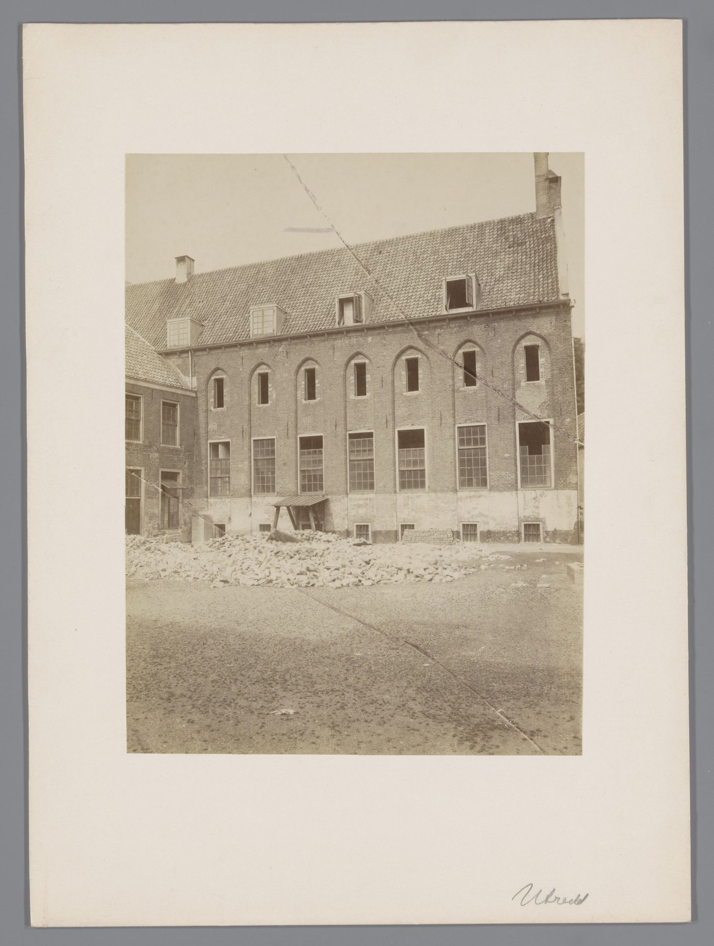 Voormalige Agnietenklooster te Utrecht by anoniem (Monumentenzorg)