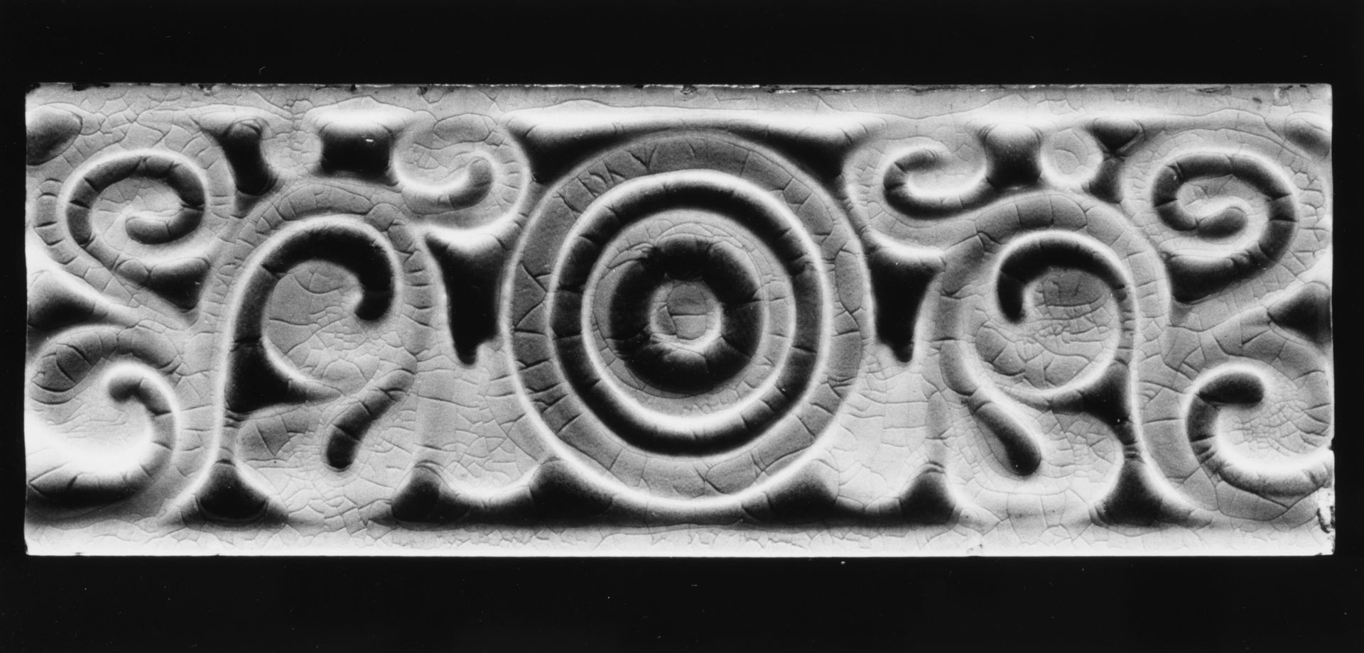Border Tile by J. and J. G. Low Art Tile Works