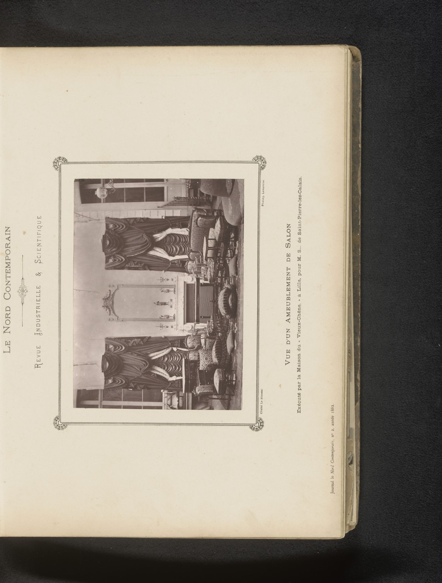 Interieur met meubelen by Lemercier (fotograaf)